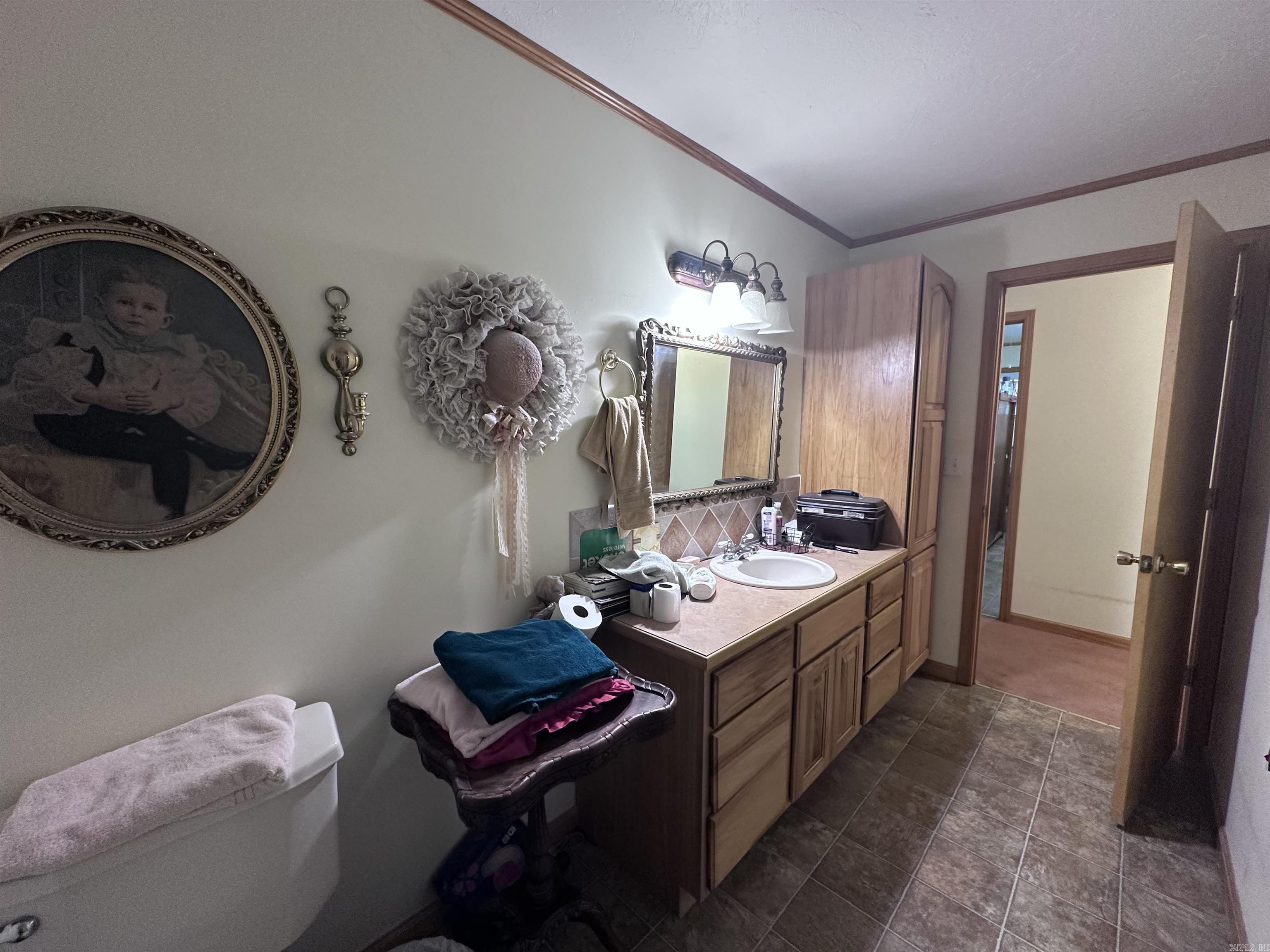 1377 W Court Street Piggott, AR 72454