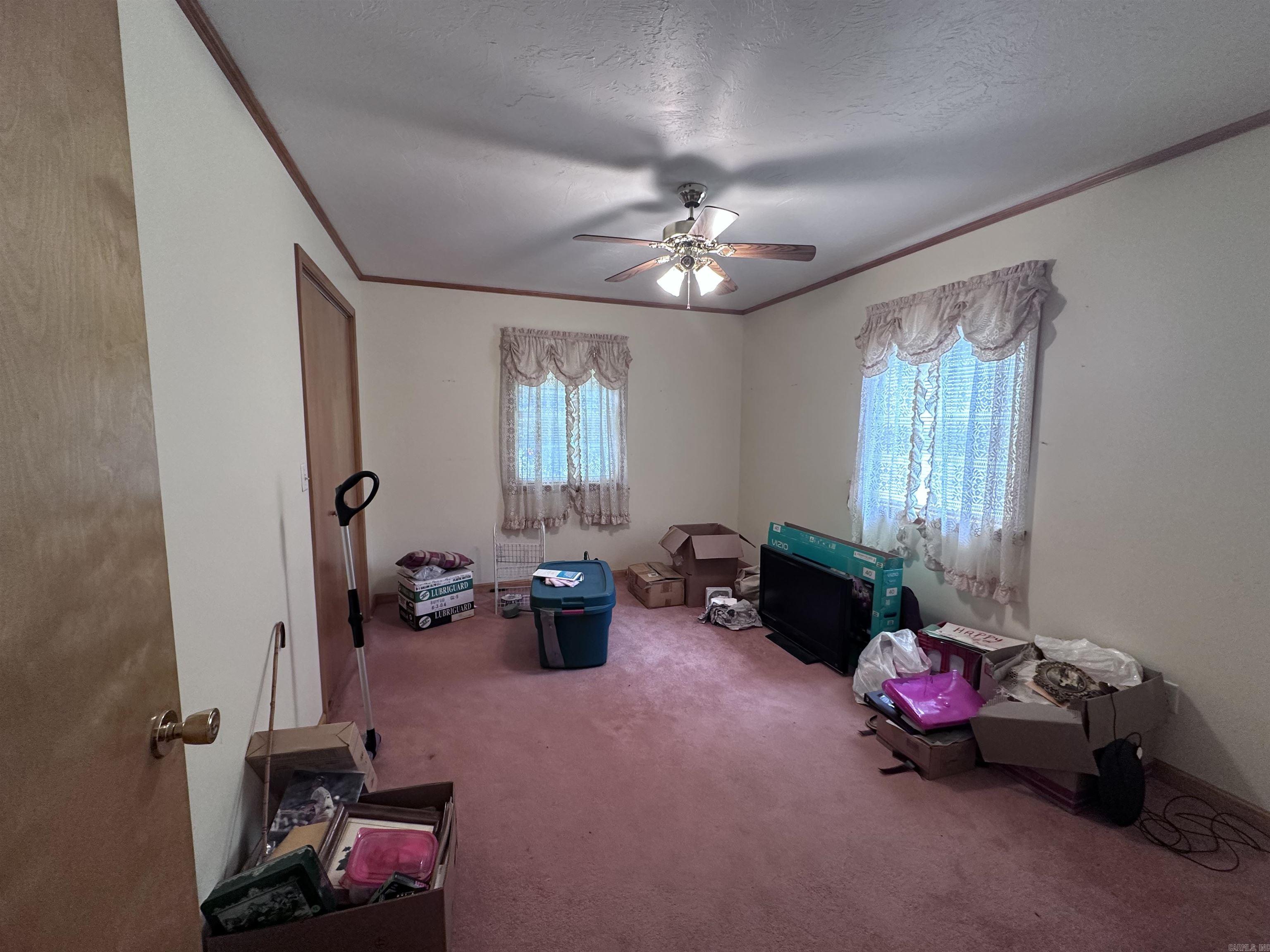 1377 W Court Street Piggott, AR 72454