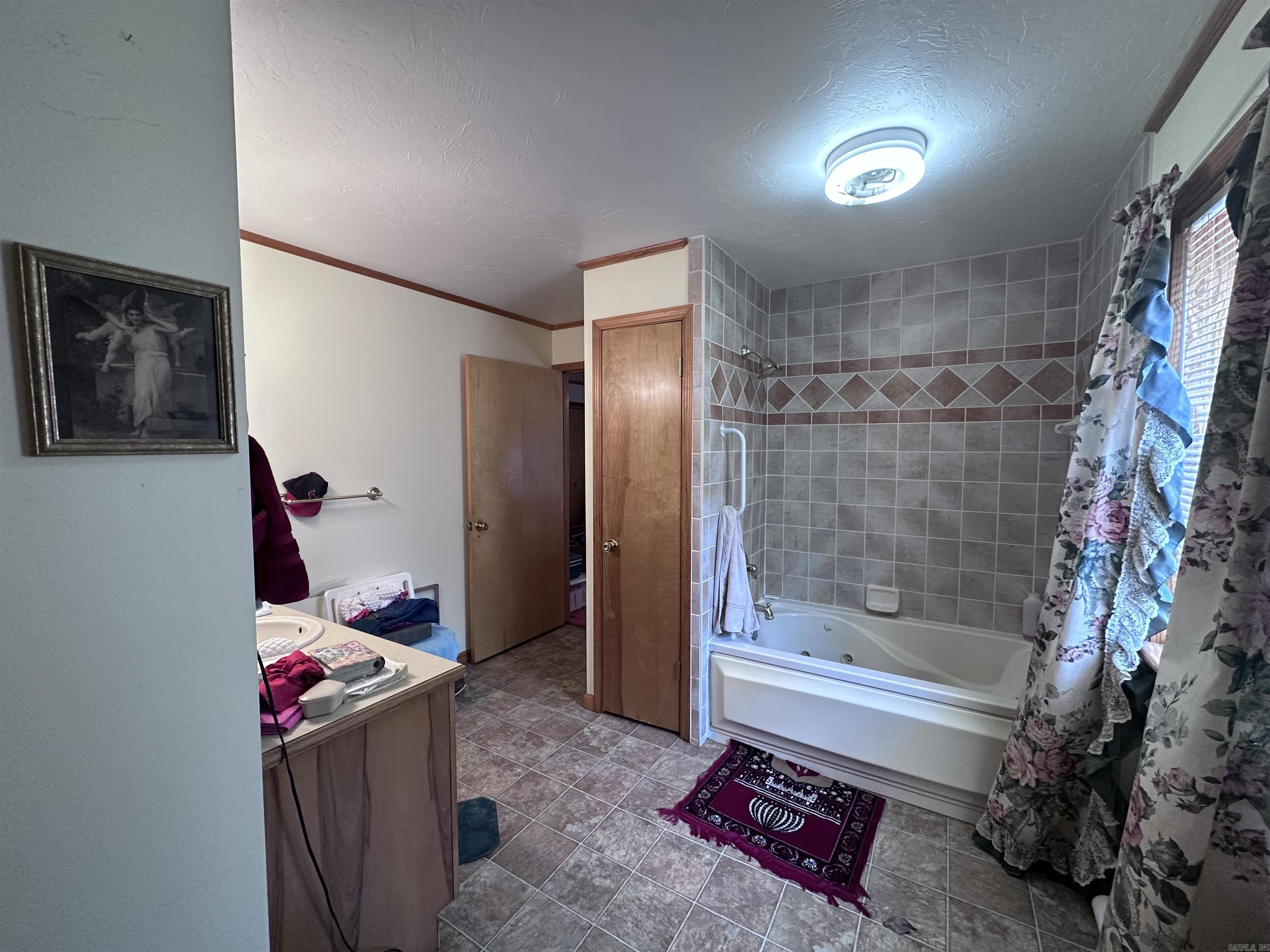 1377 W Court Street Piggott, AR 72454