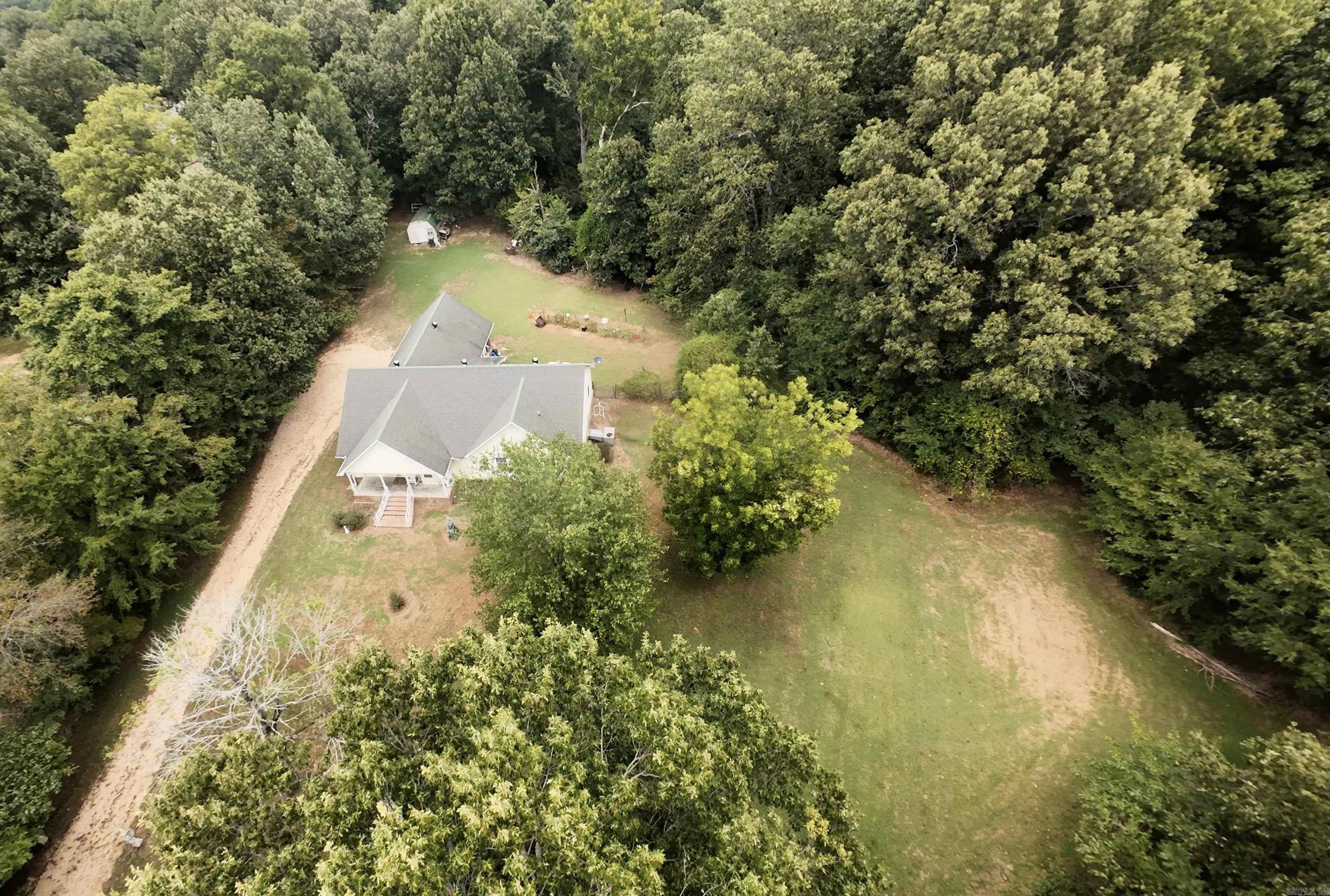 1377 W Court Street Piggott, AR 72454