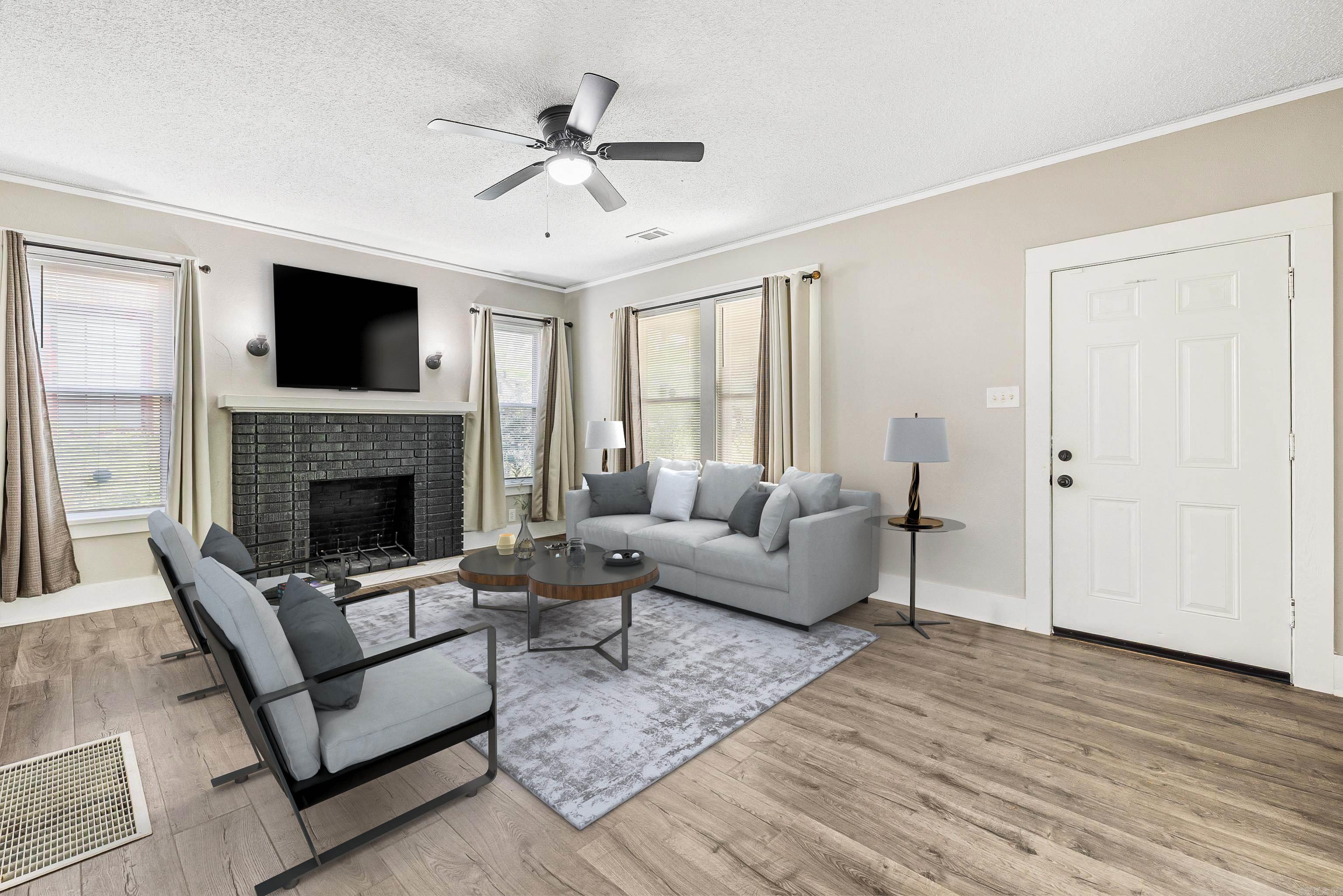 1424 Wolfe  Little Rock, AR