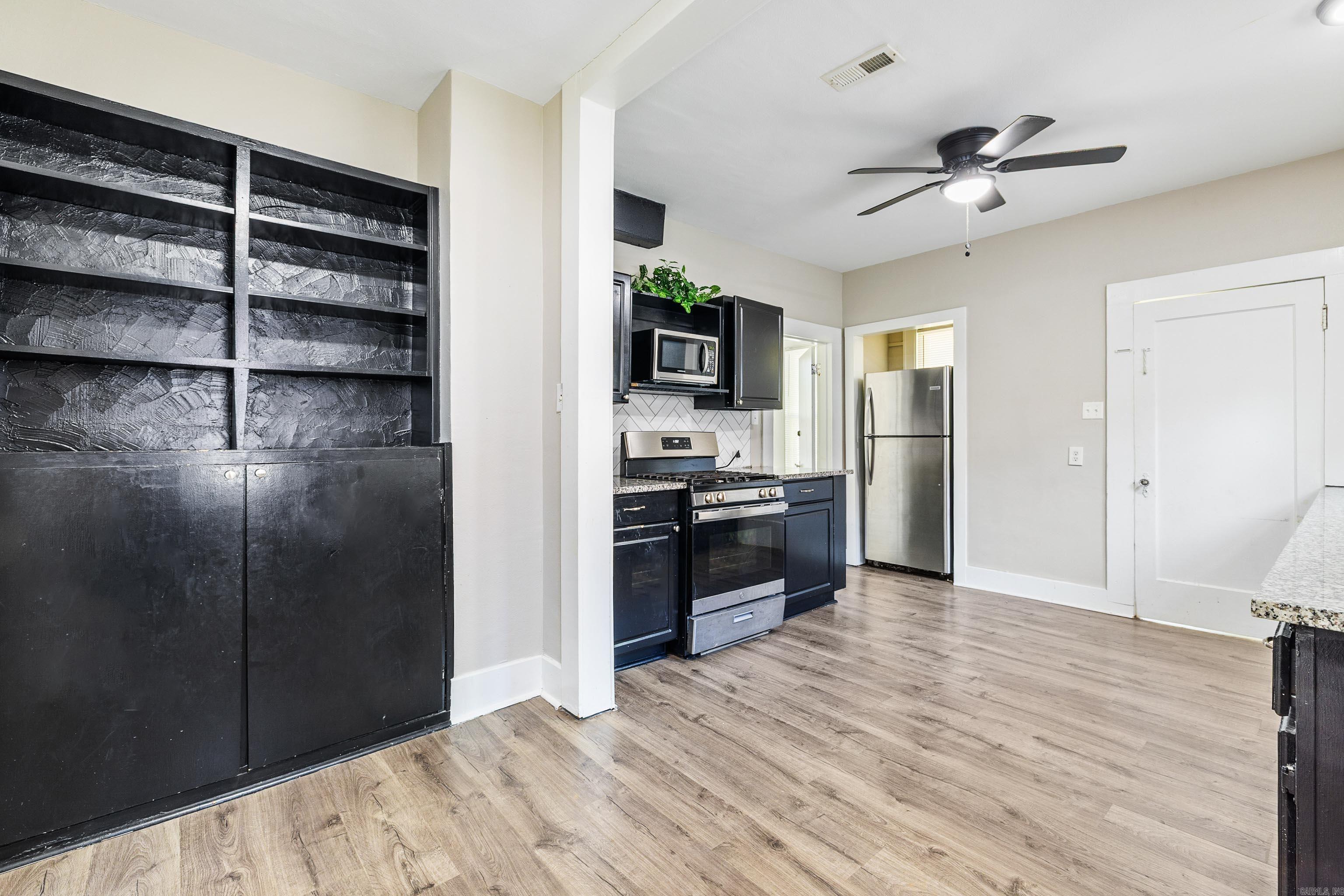 1424 Wolfe  Little Rock, AR