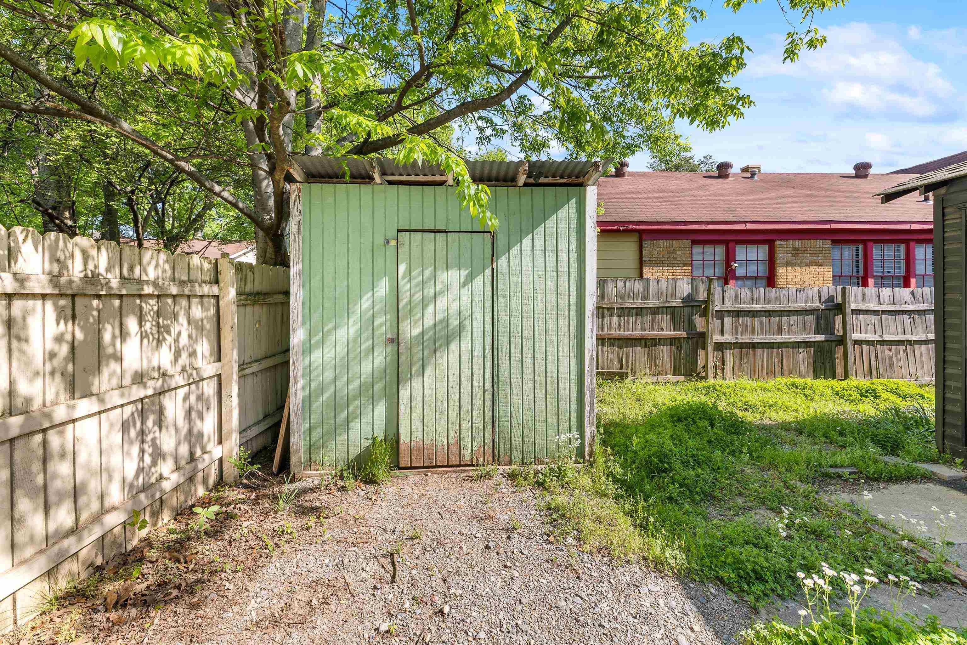 1424 Wolfe  Little Rock, AR