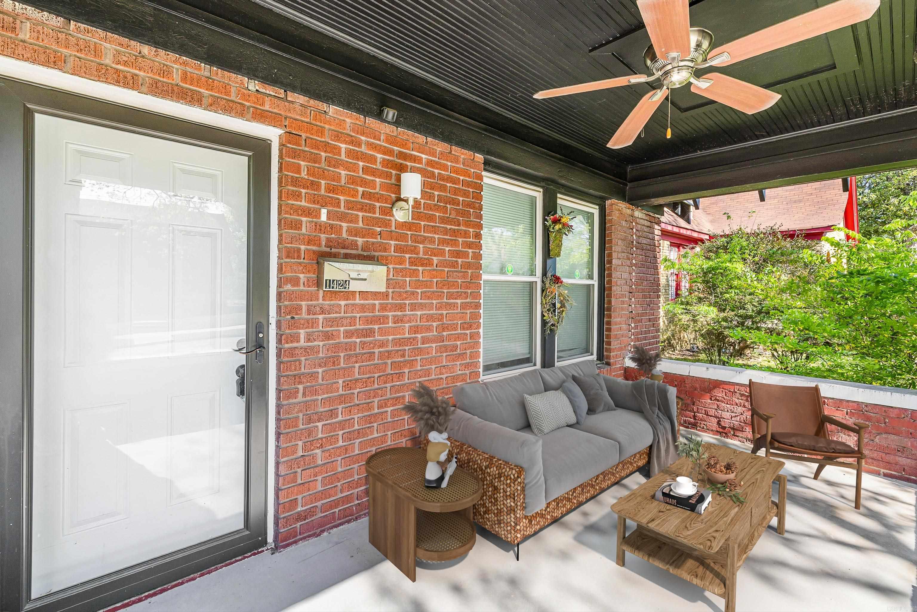 1424 Wolfe  Little Rock, AR