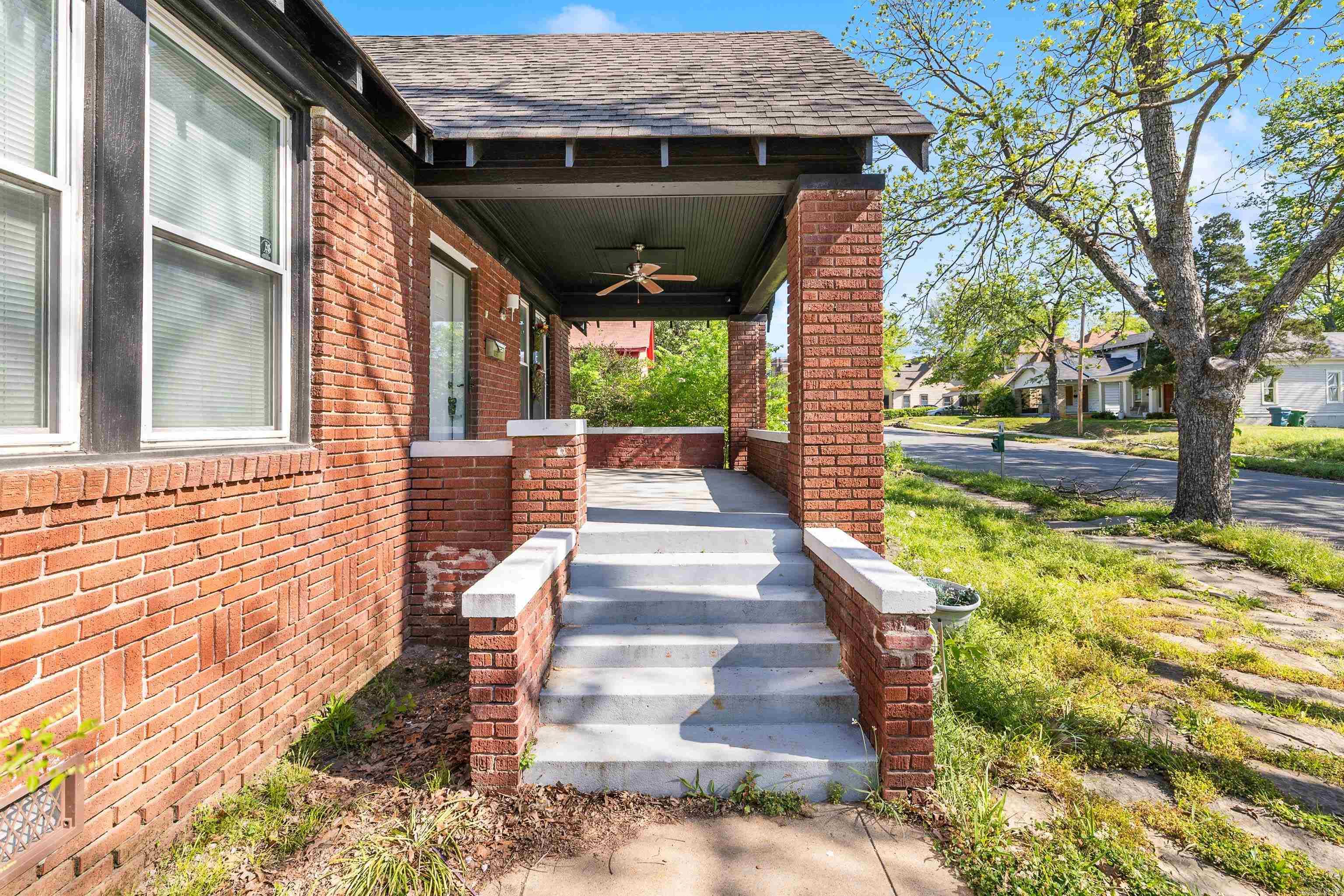 1424 Wolfe  Little Rock, AR
