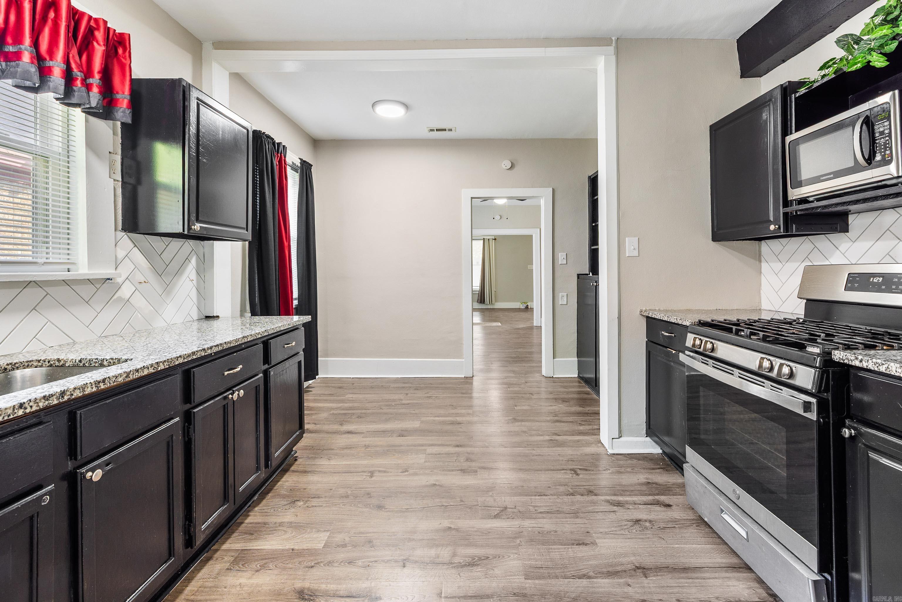 1424 Wolfe  Little Rock, AR