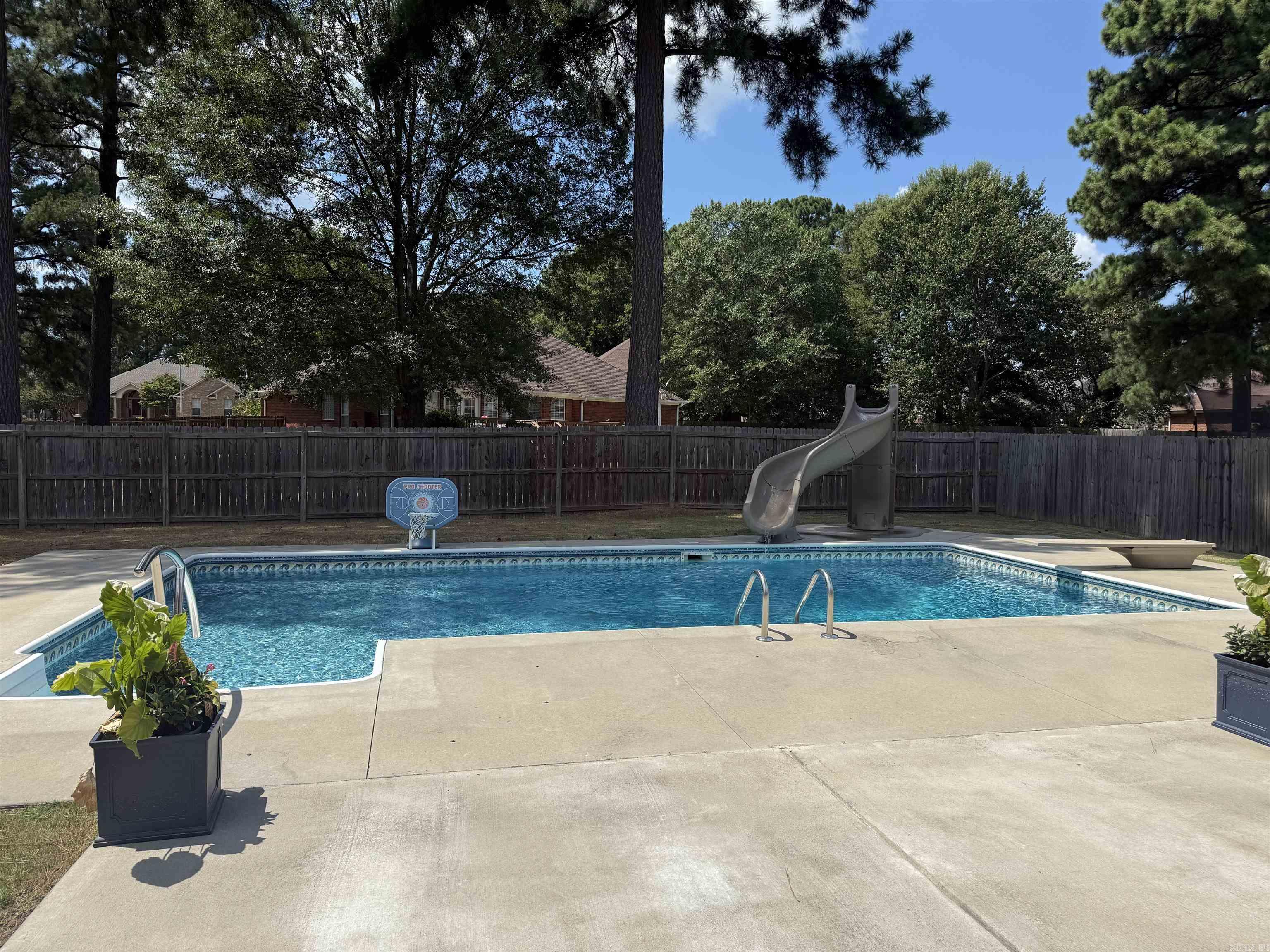 1715 Plymouth  Conway, AR