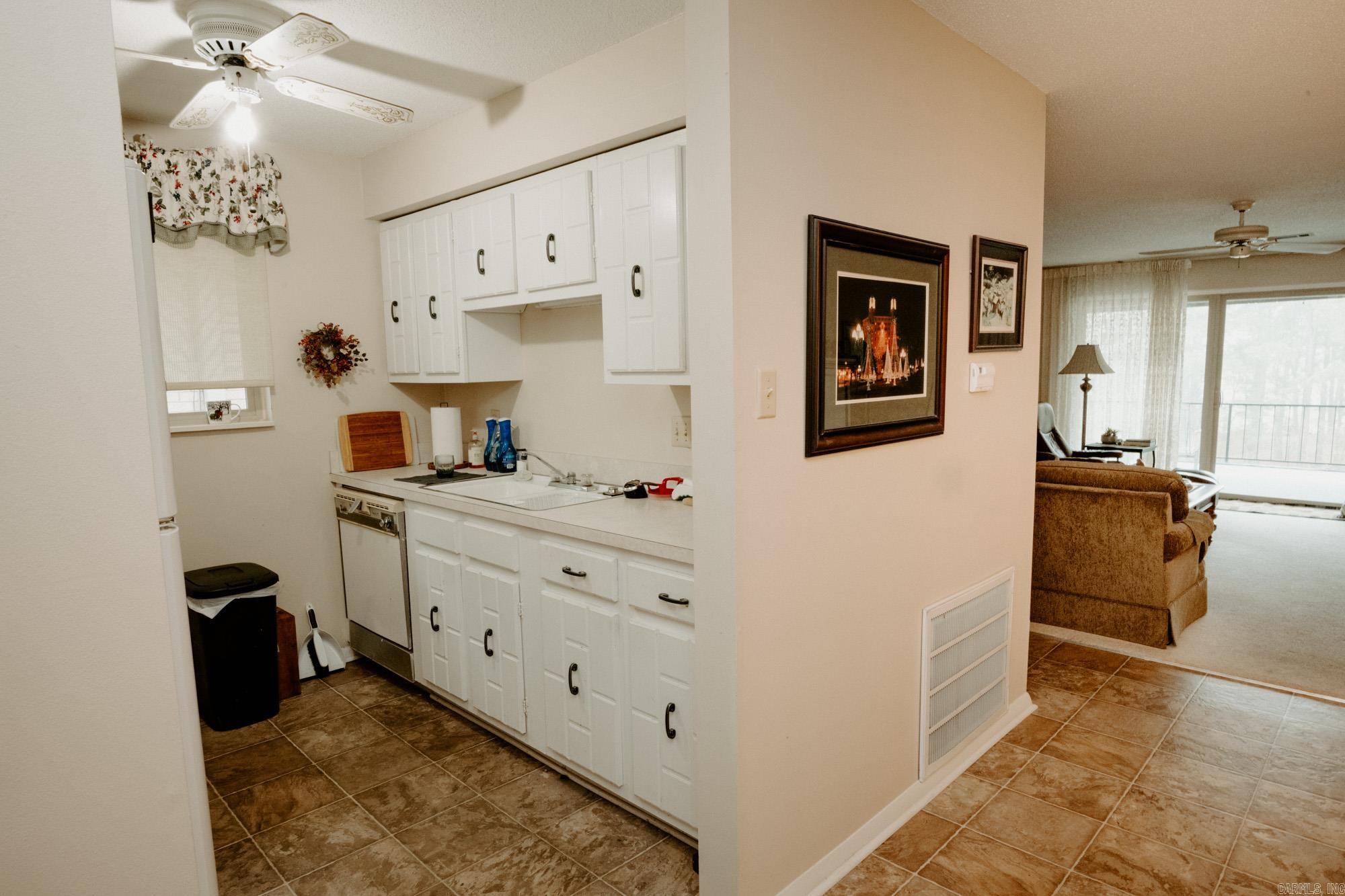 1261 Twin Points  Hot Springs, AR