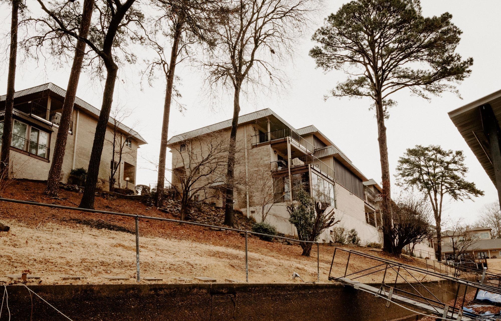 1261 Twin Points  Hot Springs, AR