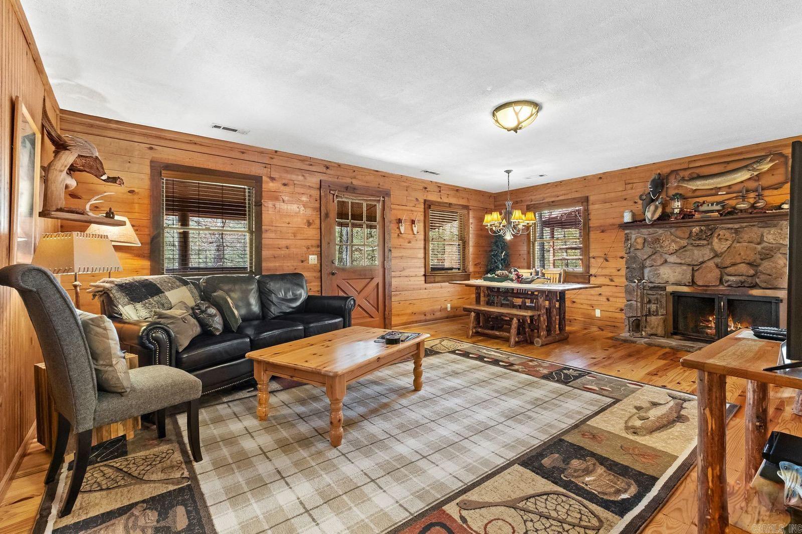 3134 Van Buren  Eureka Springs, AR