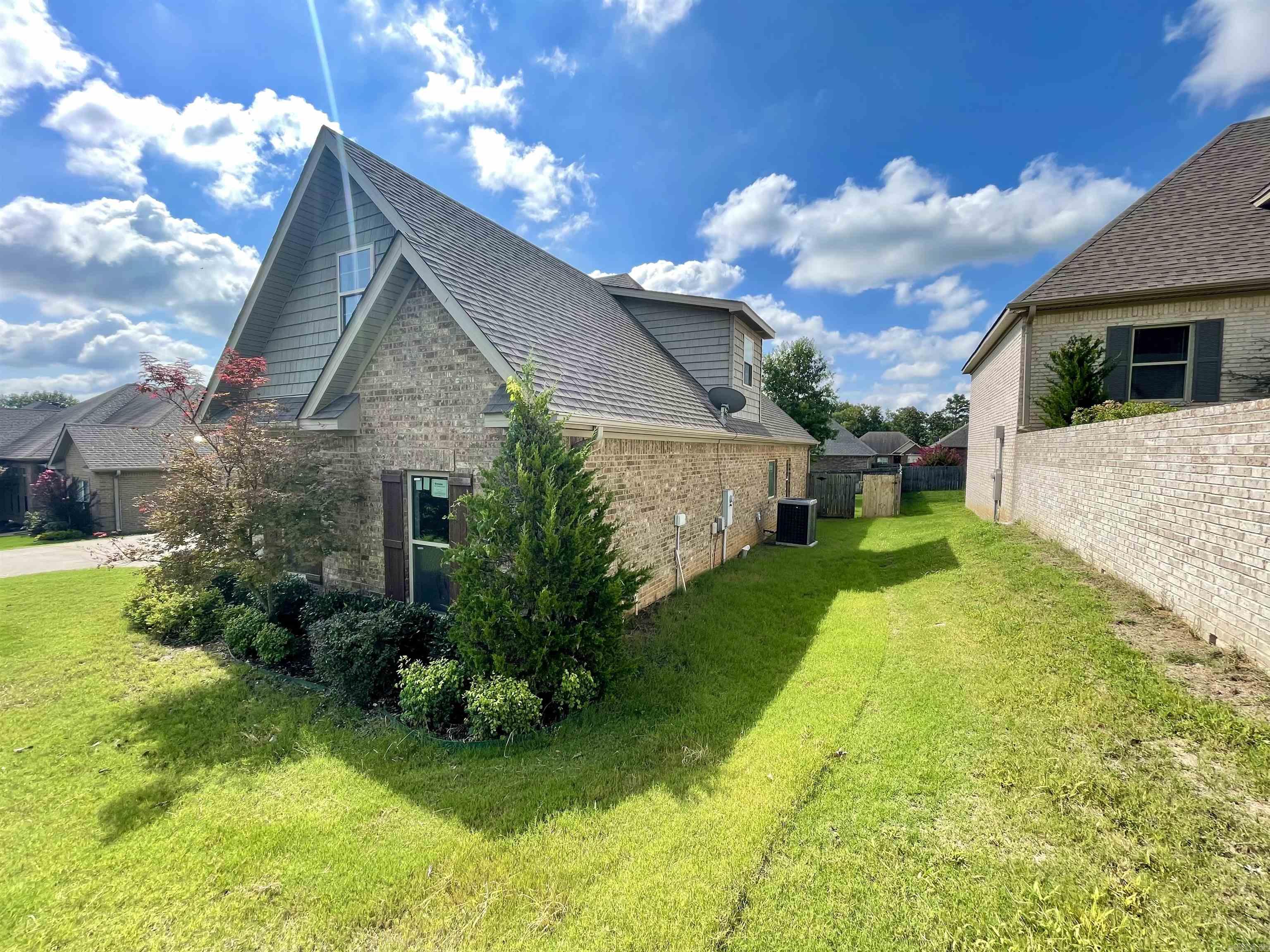 1499 Sullivan  Jonesboro, AR