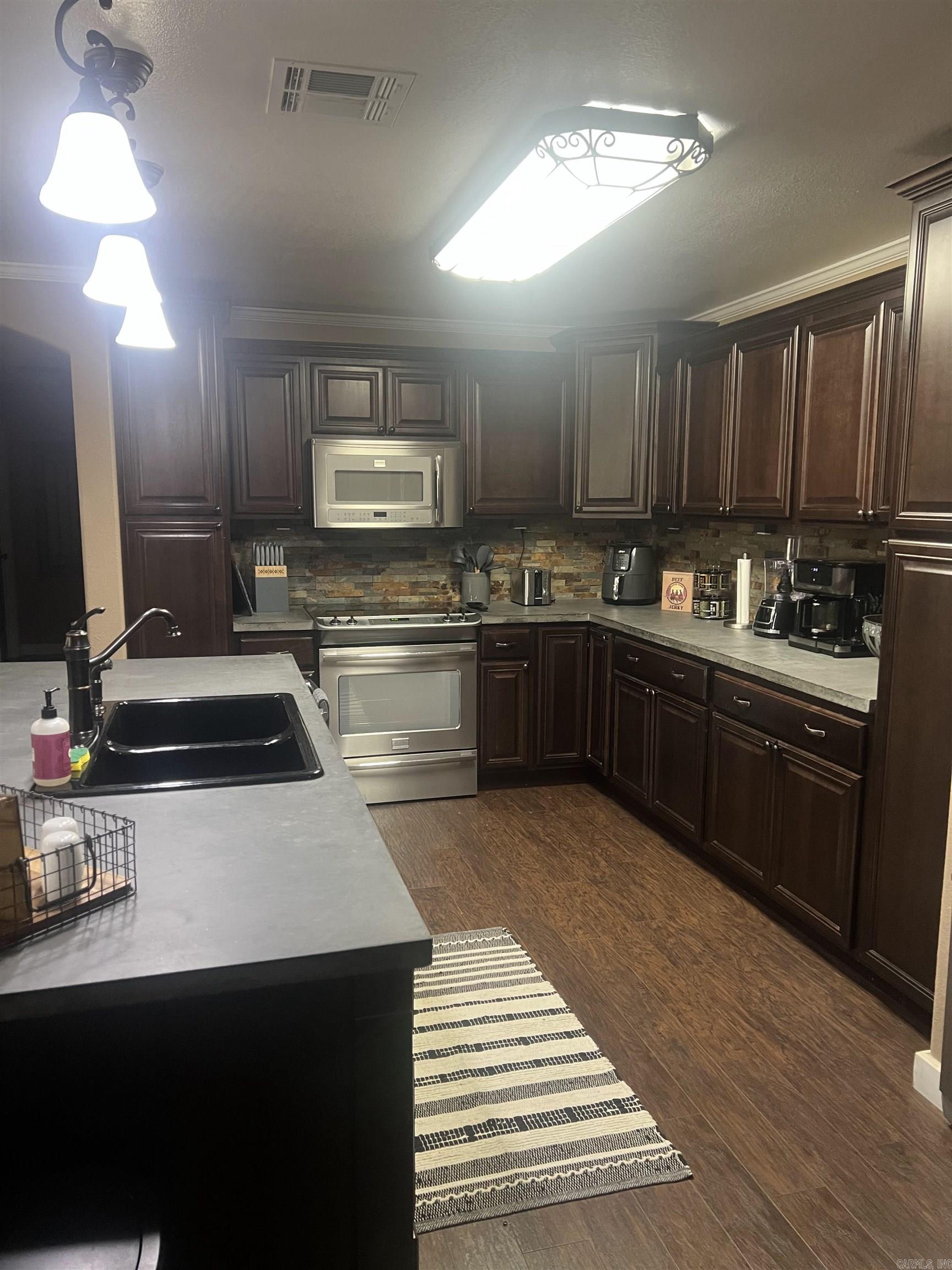 4001 Highway 71 S  Mena, AR