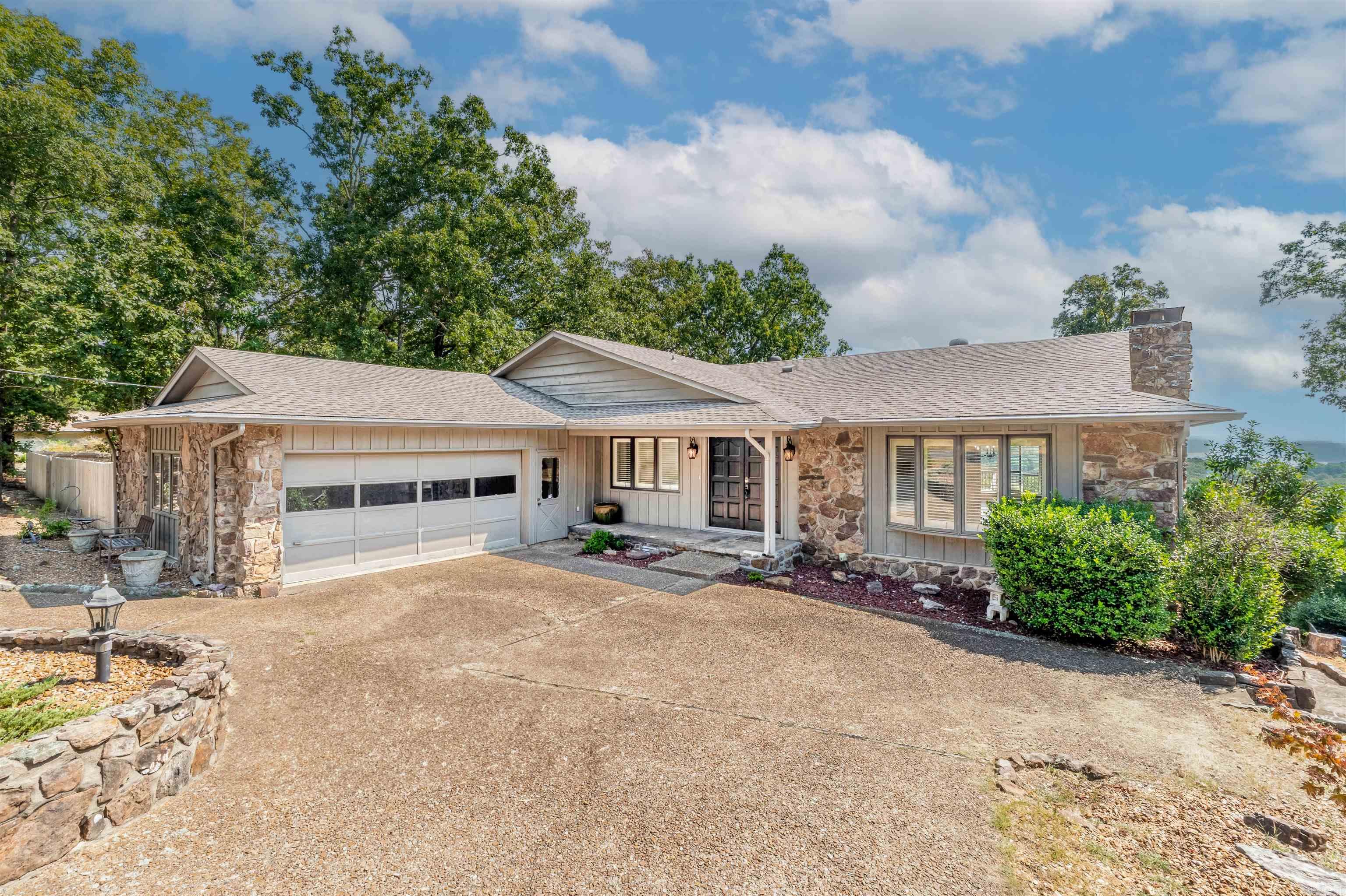 265 Pine Hill Road  Fairfield Bay, AR