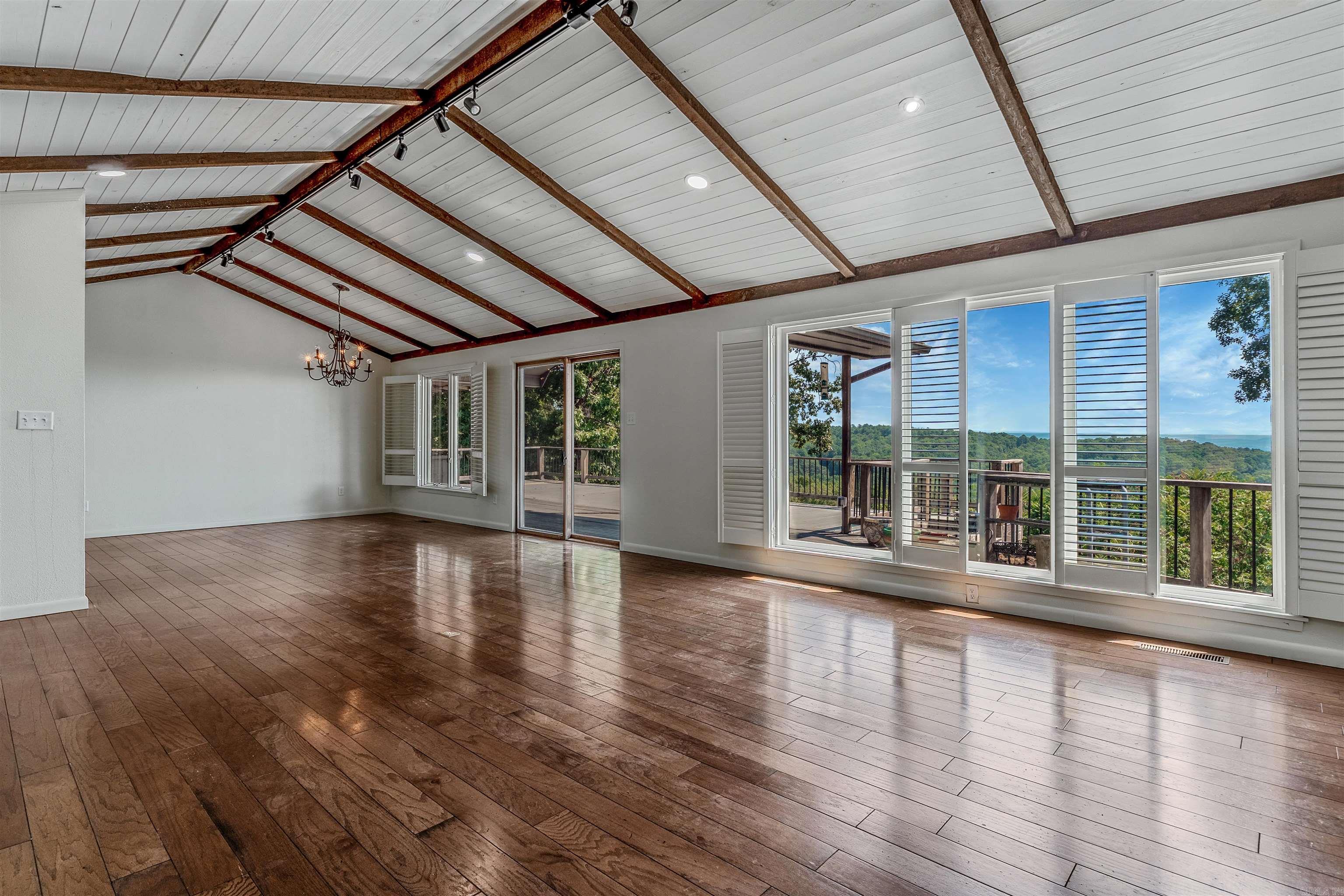 265 Pine Hill Road  Fairfield Bay, AR