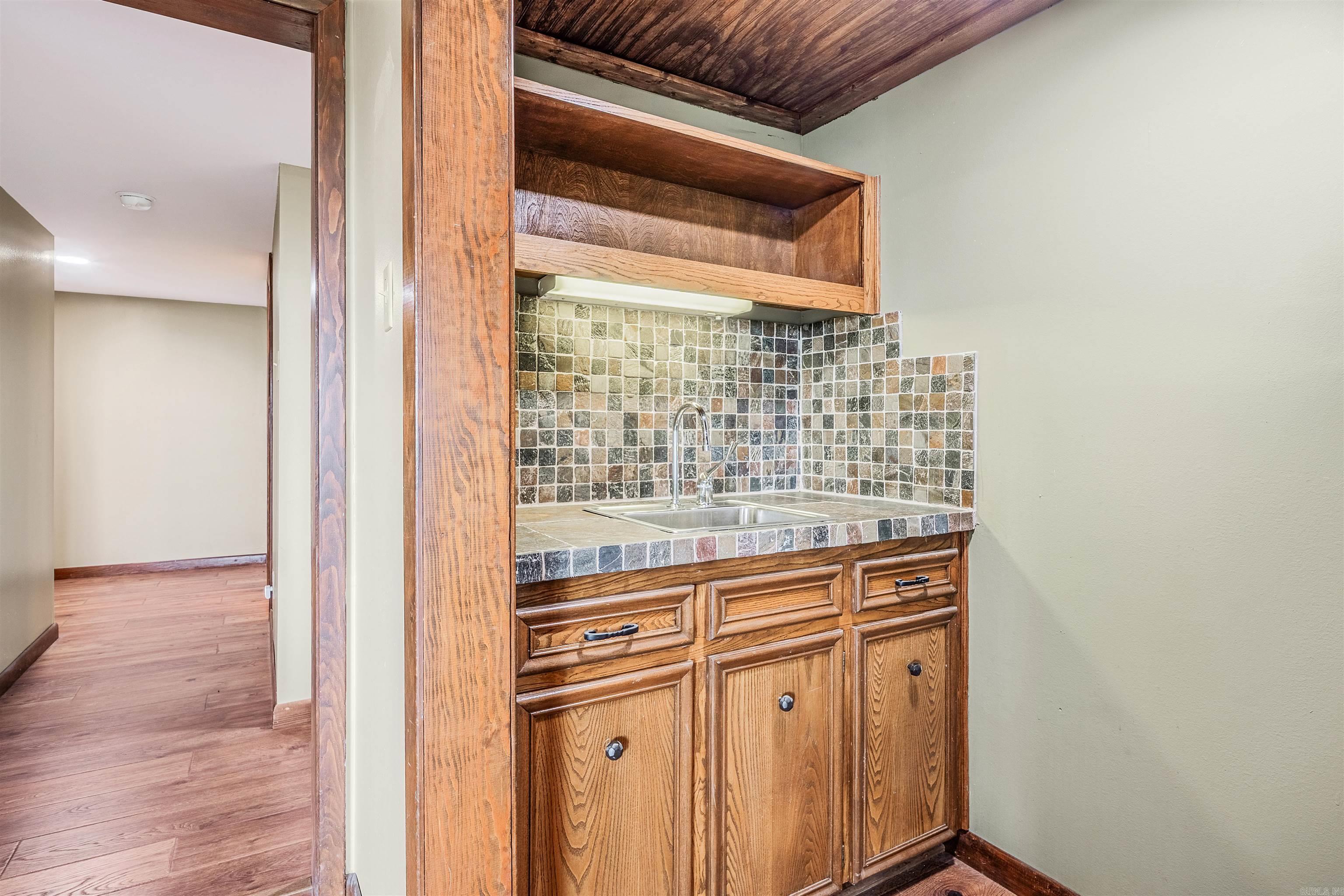 265 Pine Hill Road  Fairfield Bay, AR