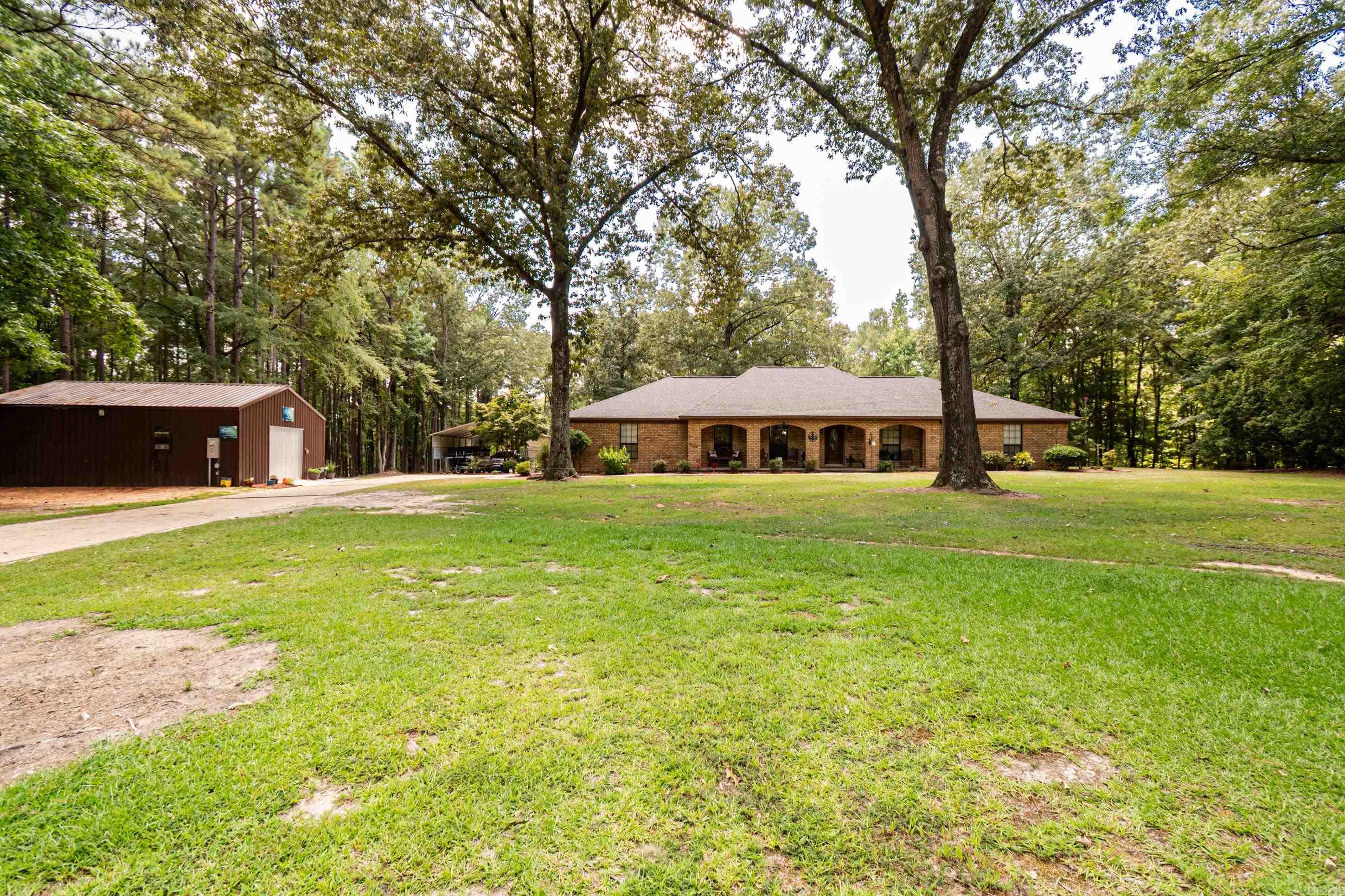 183 Southwood Dr  Camden, AR
