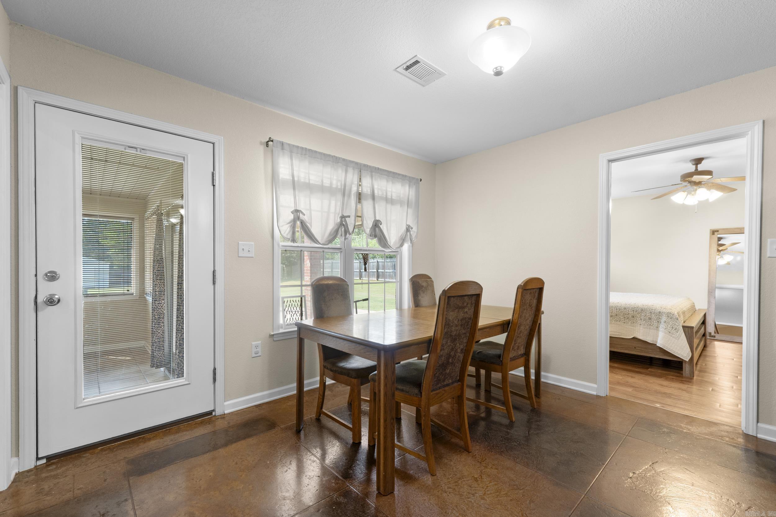 115 Charles Thomas  Searcy, AR