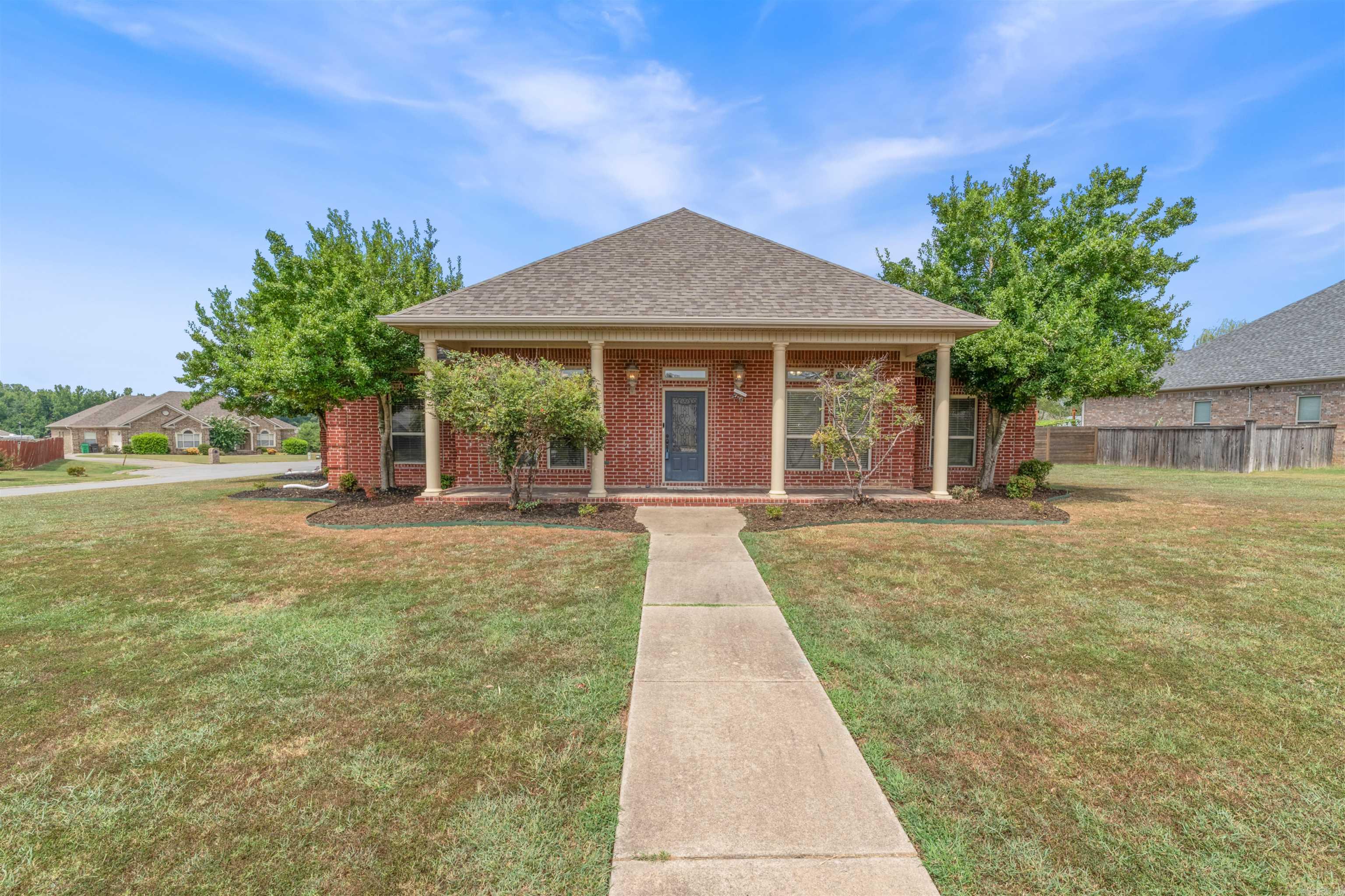164 Crystal Lake Rd  Austin, AR