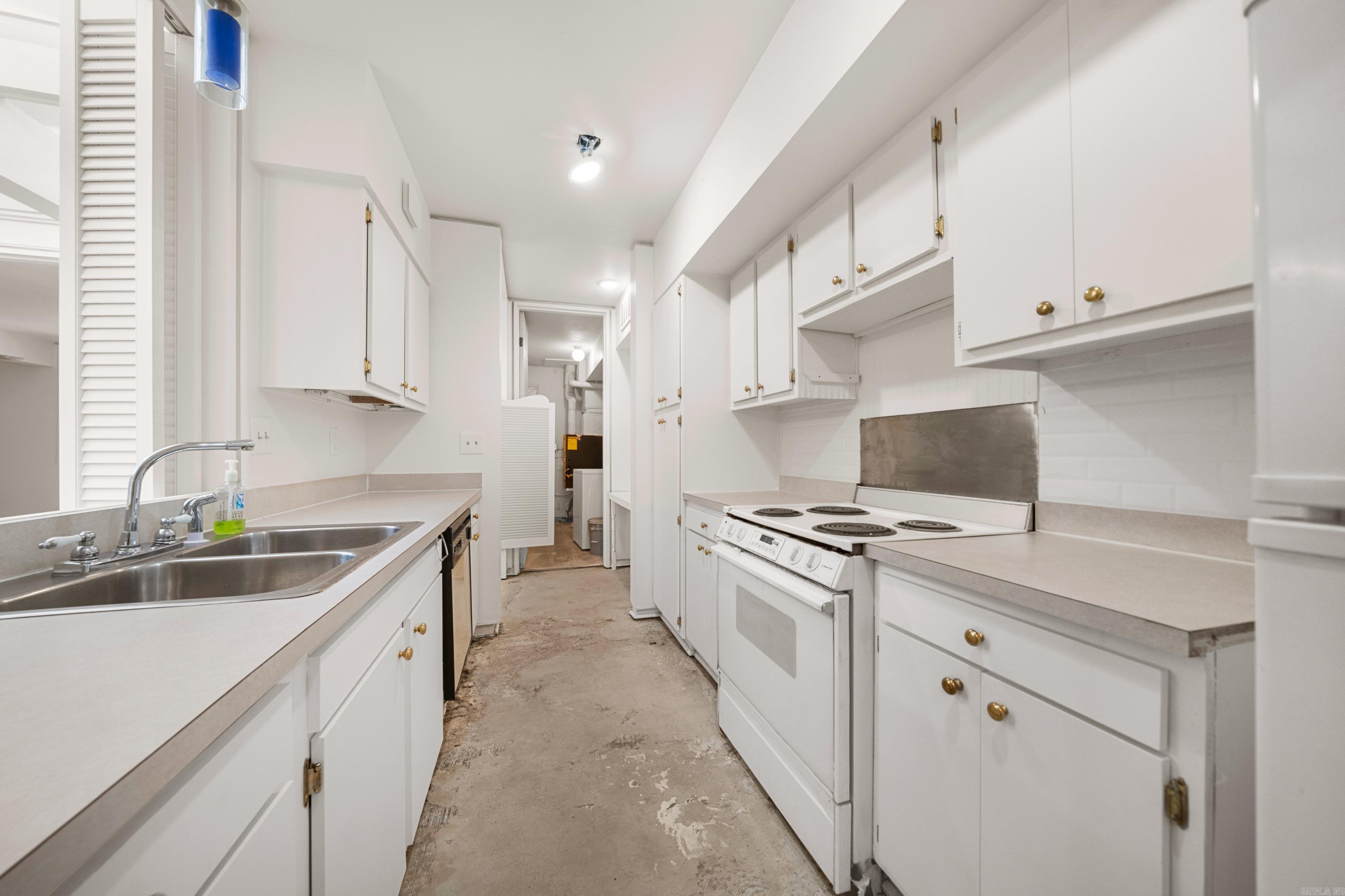 575 BELVEDERE  Hot Springs, AR