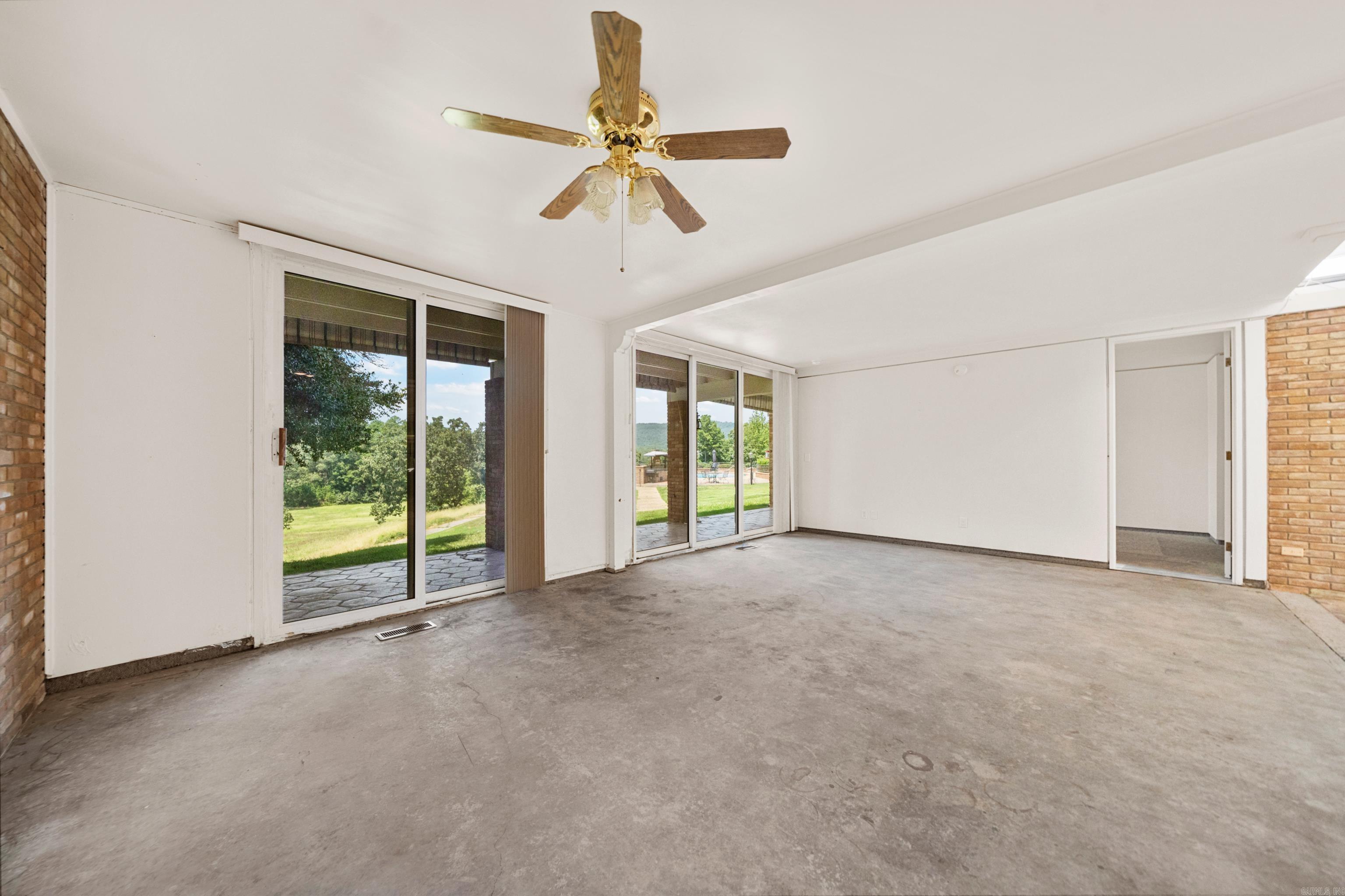 575 BELVEDERE  Hot Springs, AR
