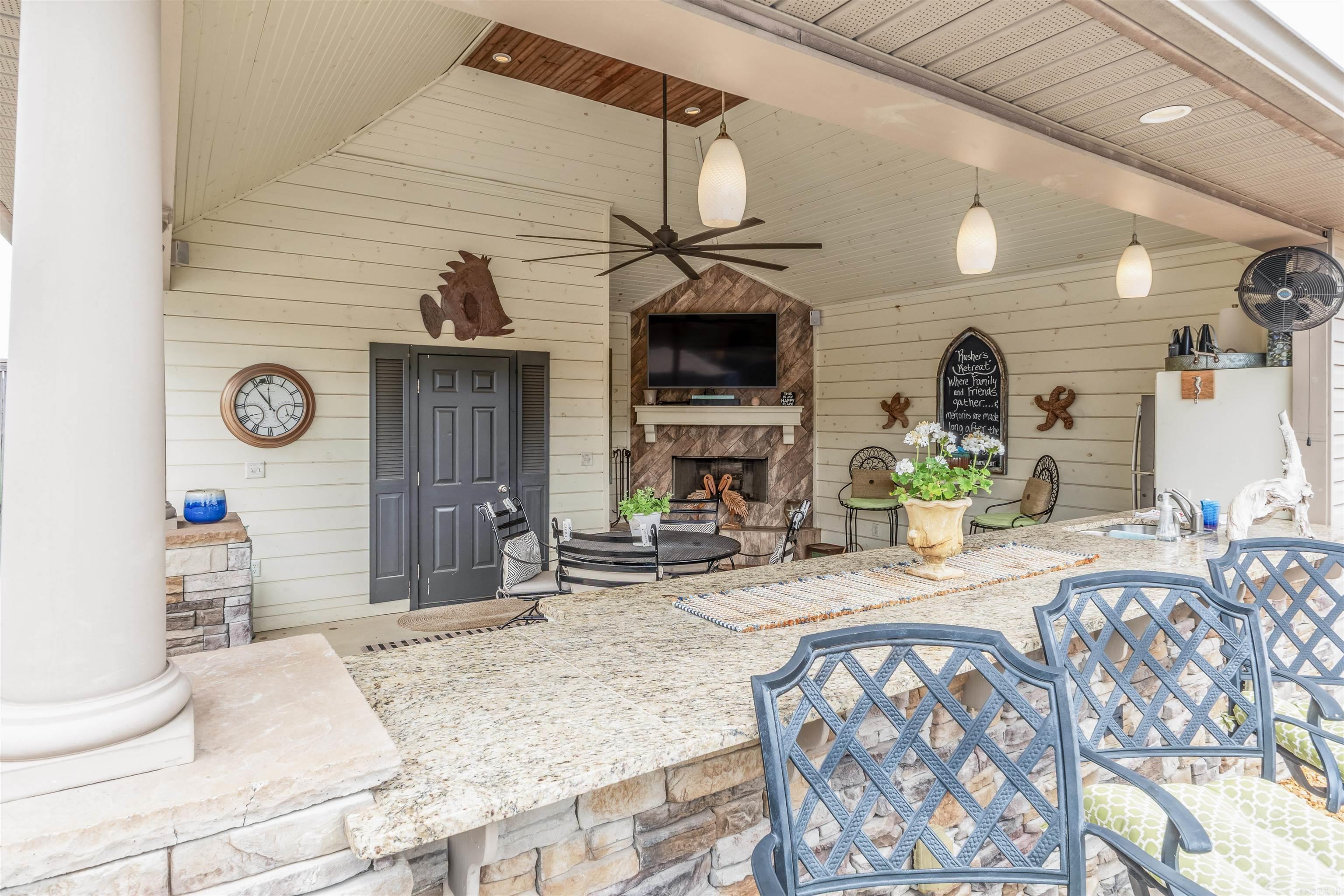 29 Thoroughbred  Vilonia, AR