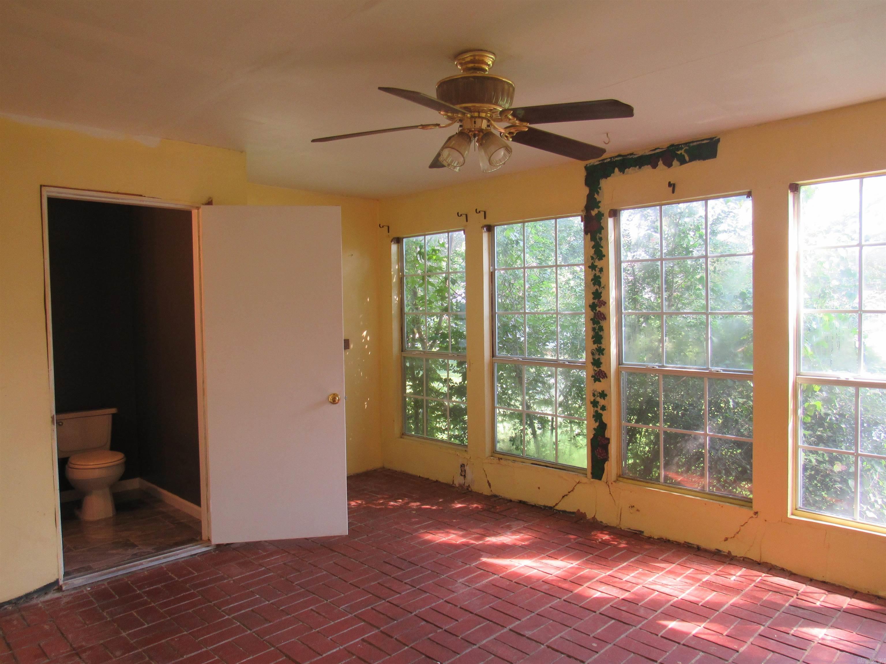 5411 Arthur Dr  North Little Rock, AR
