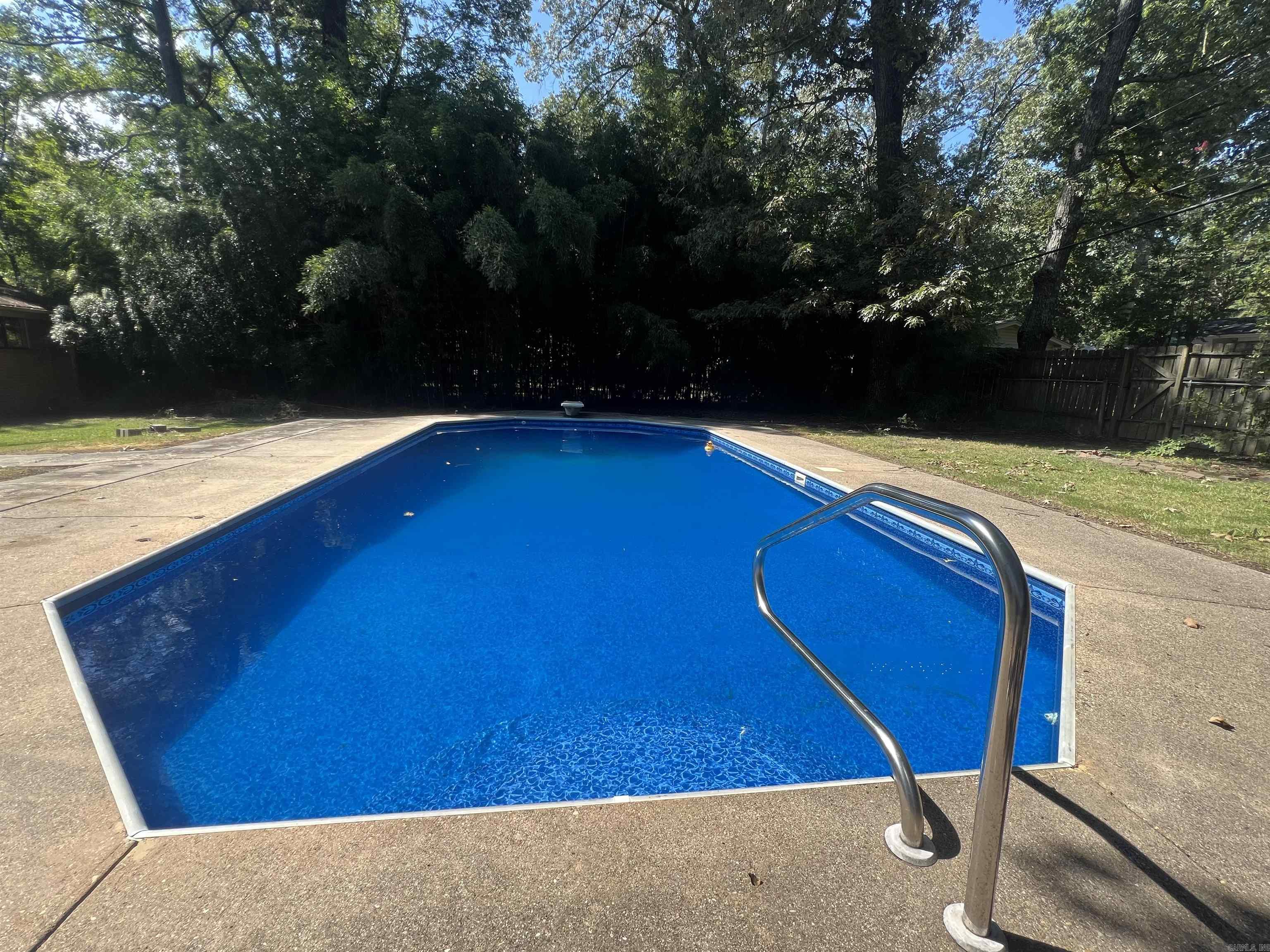 1522 Chris  Benton, AR