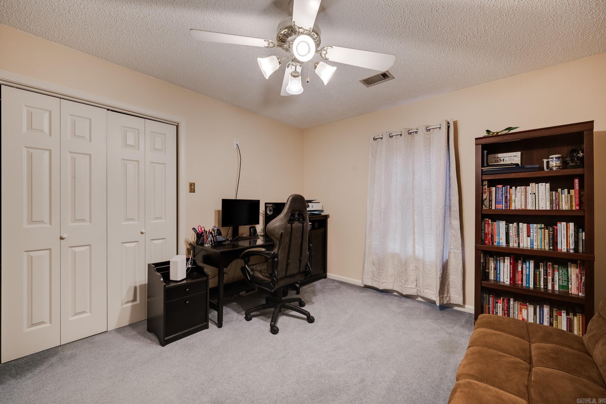 4 Vixen Trail Jacksonville, AR 72076
