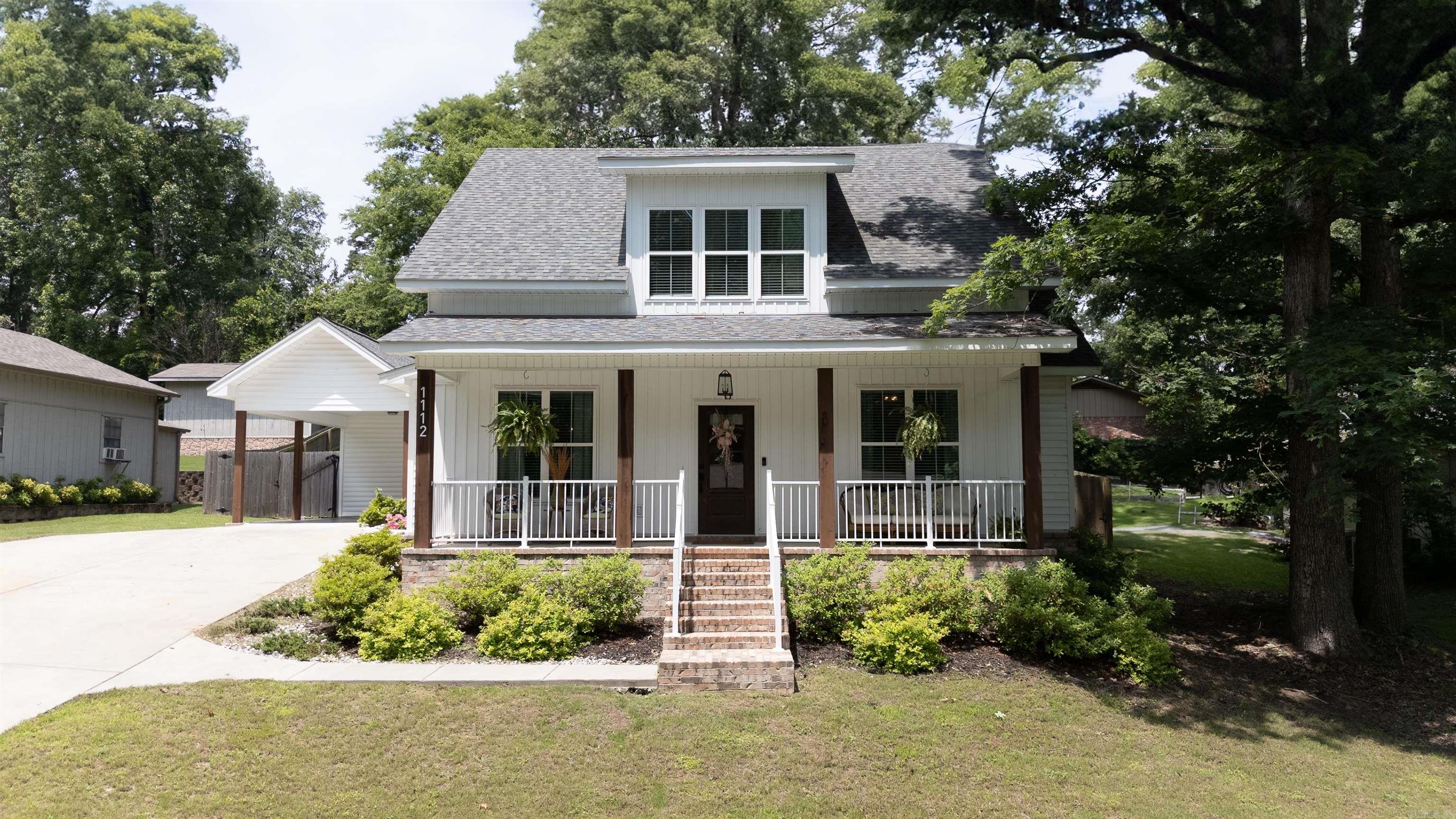 1112 Griffey  Benton, AR