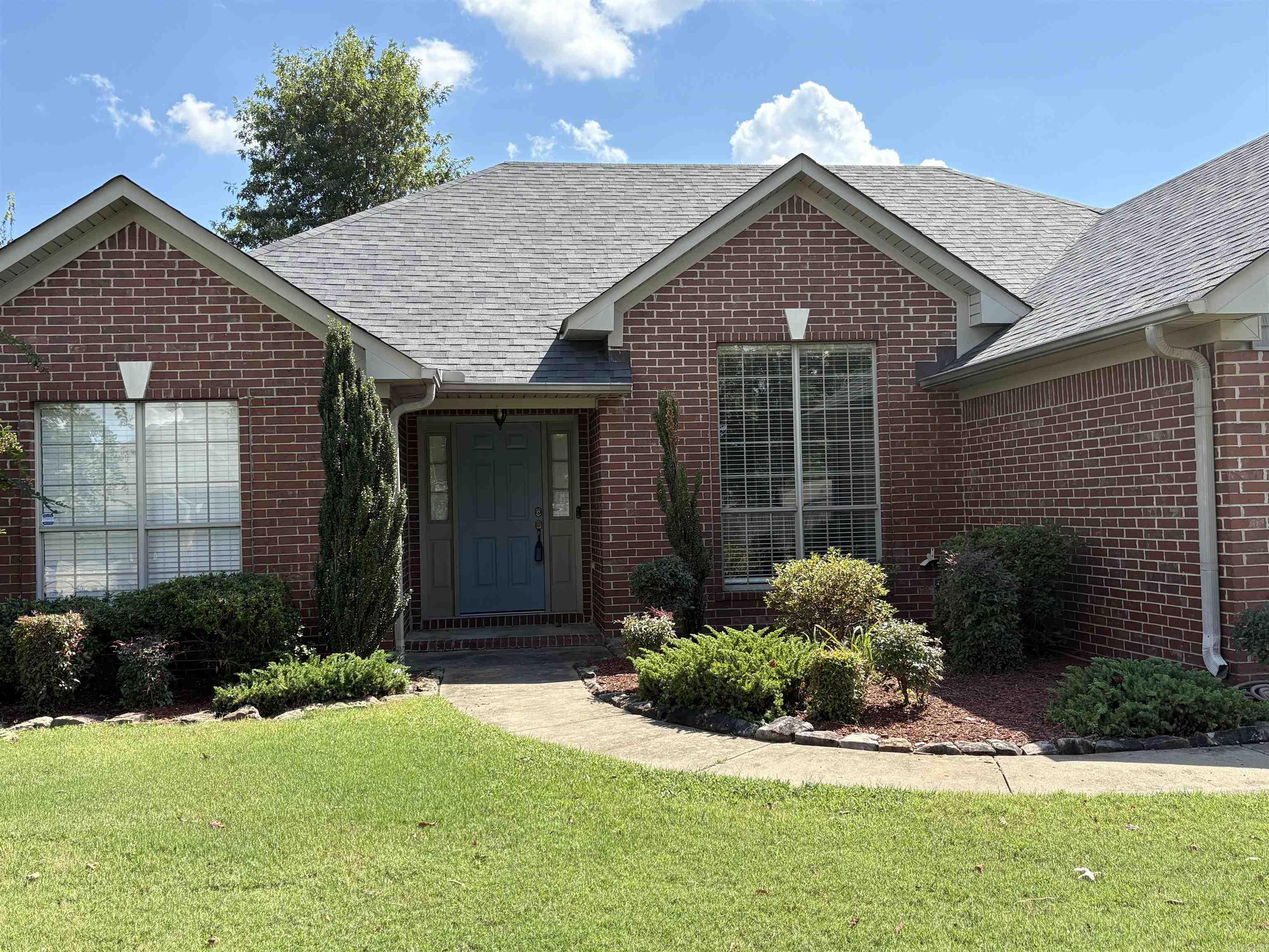5 Mitchell  Greenbrier, AR