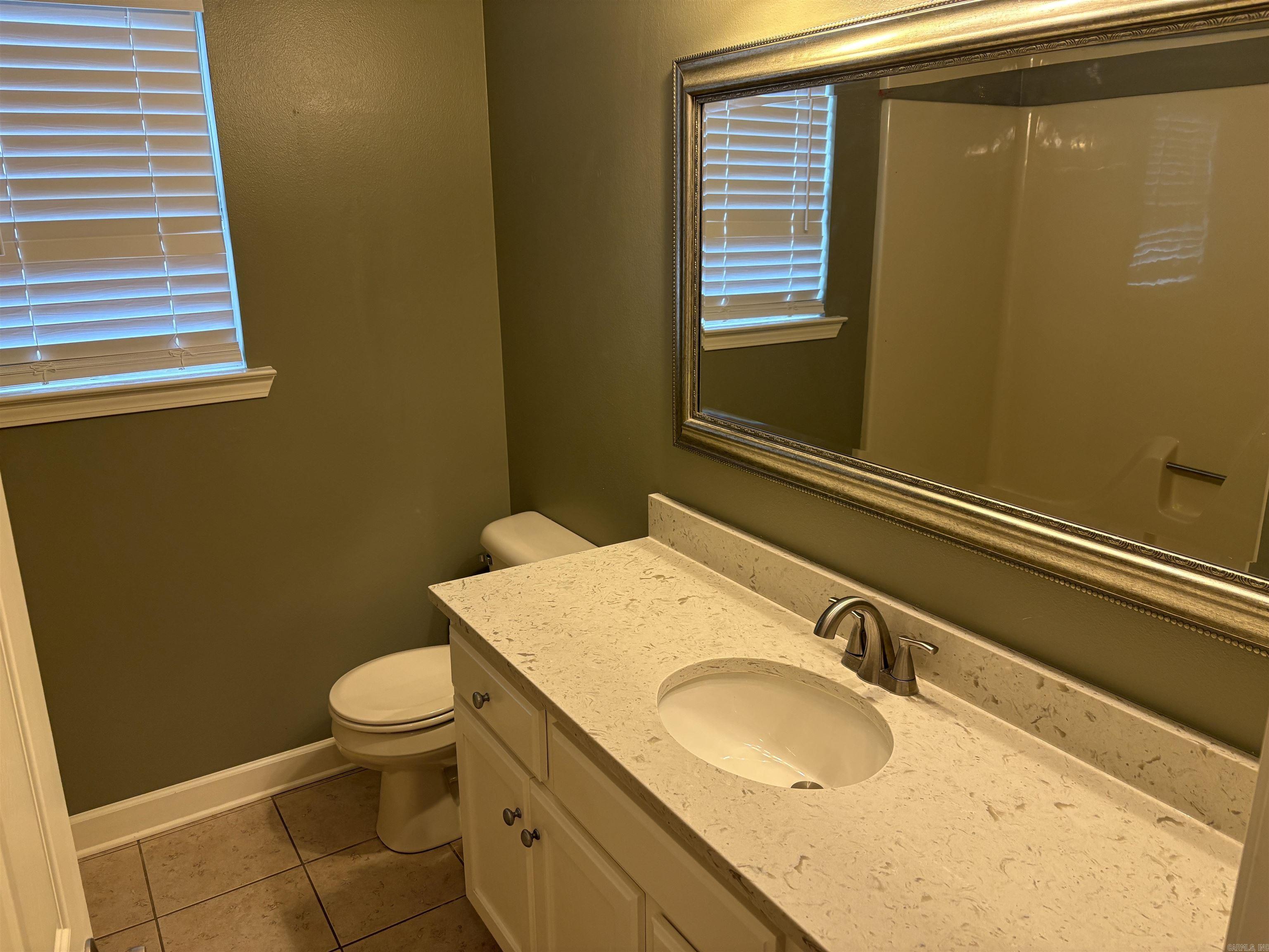 5 Mitchell  Greenbrier, AR