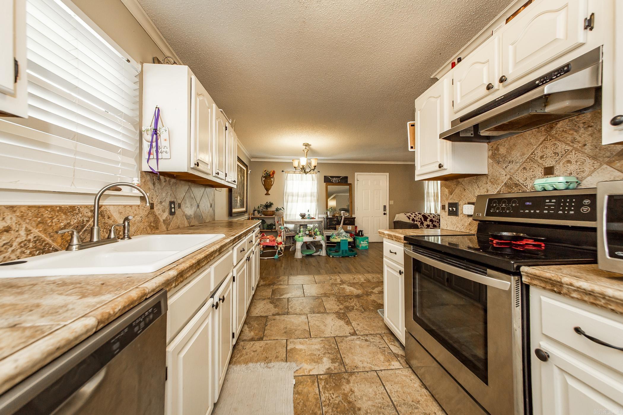 608 Hemphill  Sherwood, AR