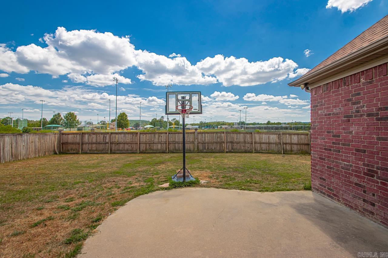110 Cabanel Drive  Maumelle, AR