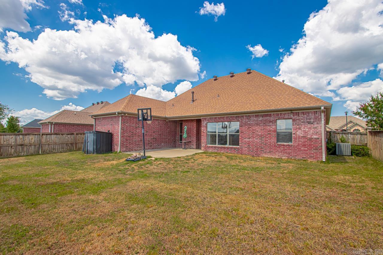 110 Cabanel Drive  Maumelle, AR