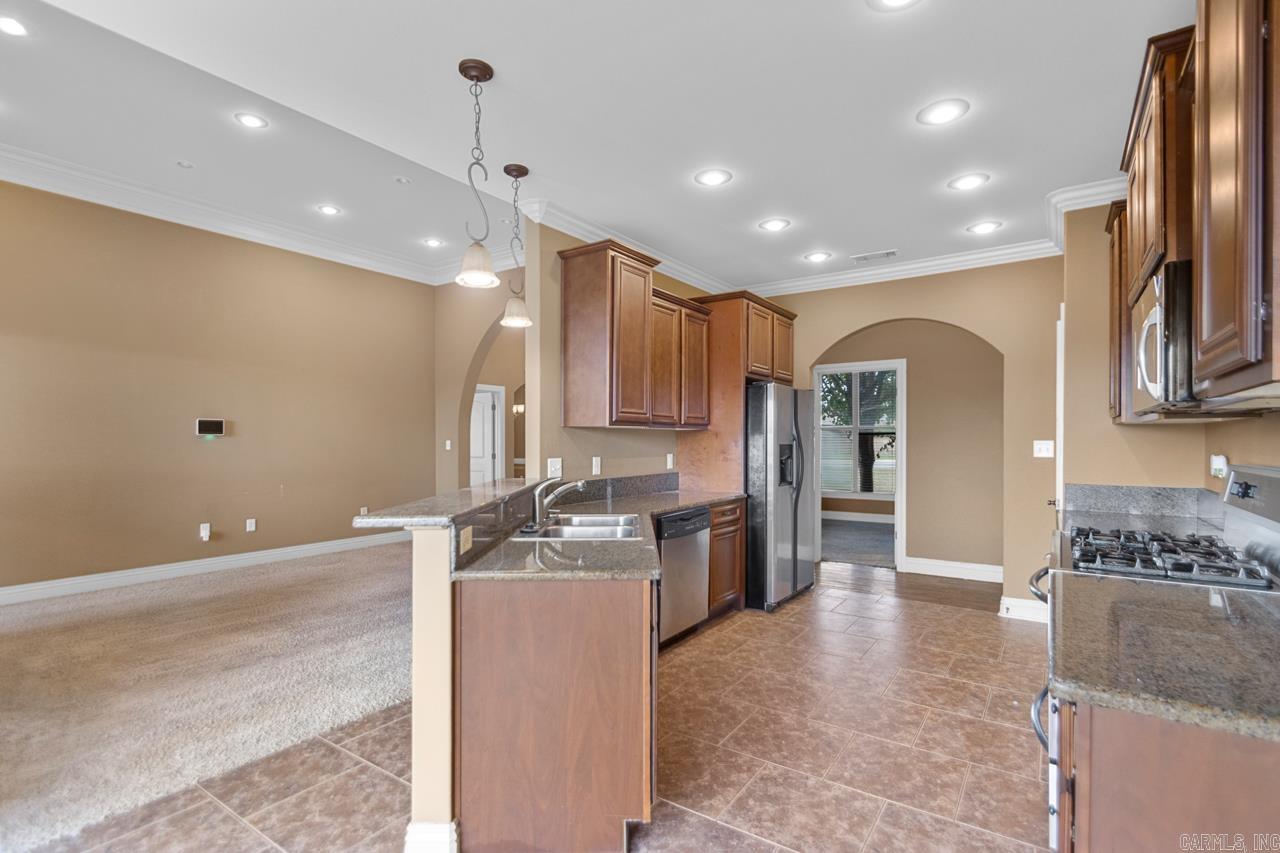 110 Cabanel Drive  Maumelle, AR
