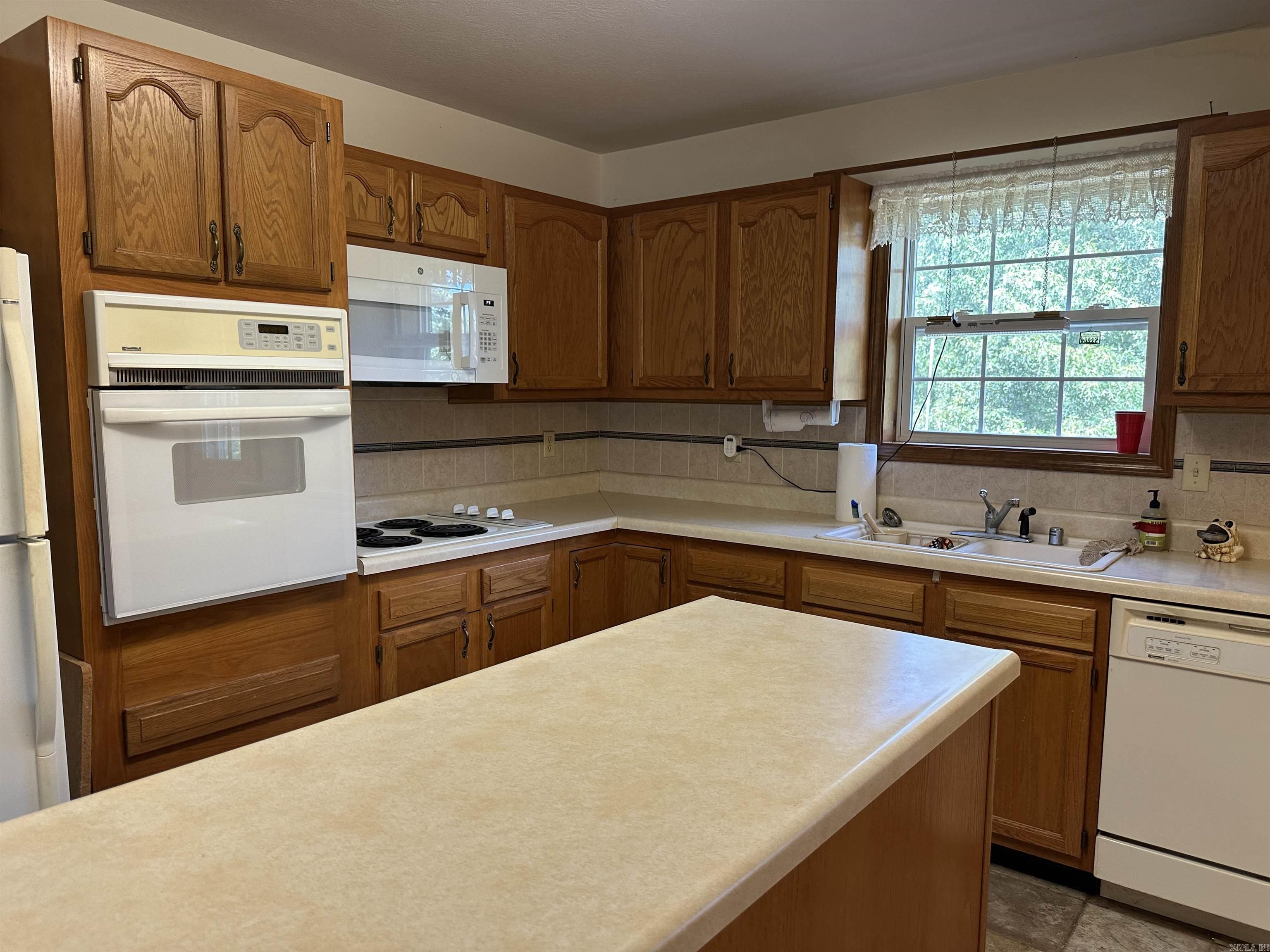 3361 Cottonwood Court  Harrison, AR
