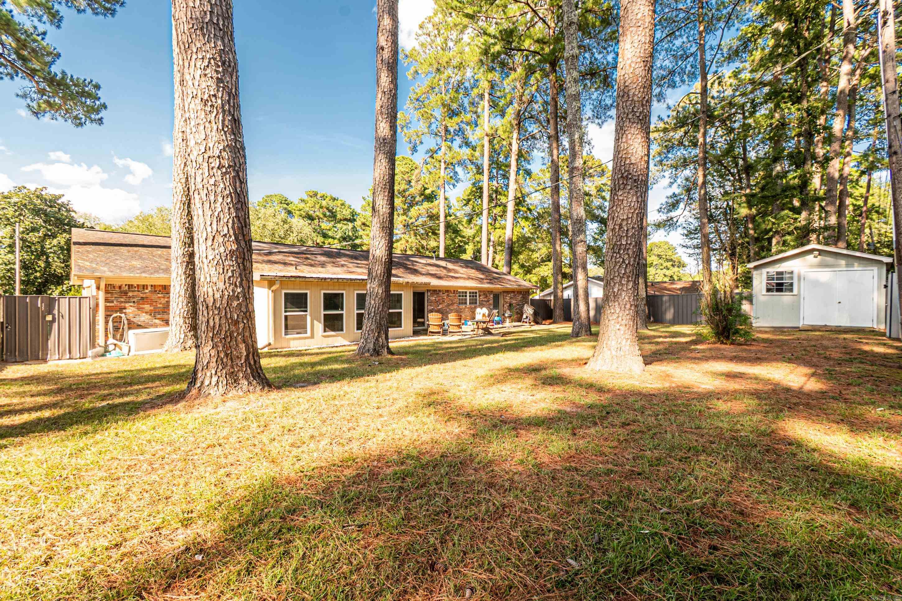 1225 Briarwood Dr  El Dorado, AR