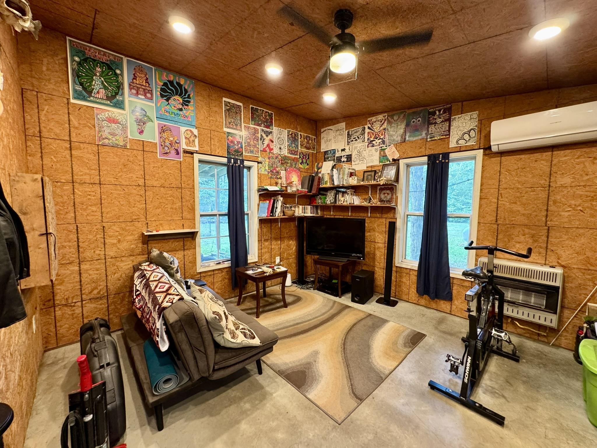 170 S Caney Springs Road  Melbourne, AR