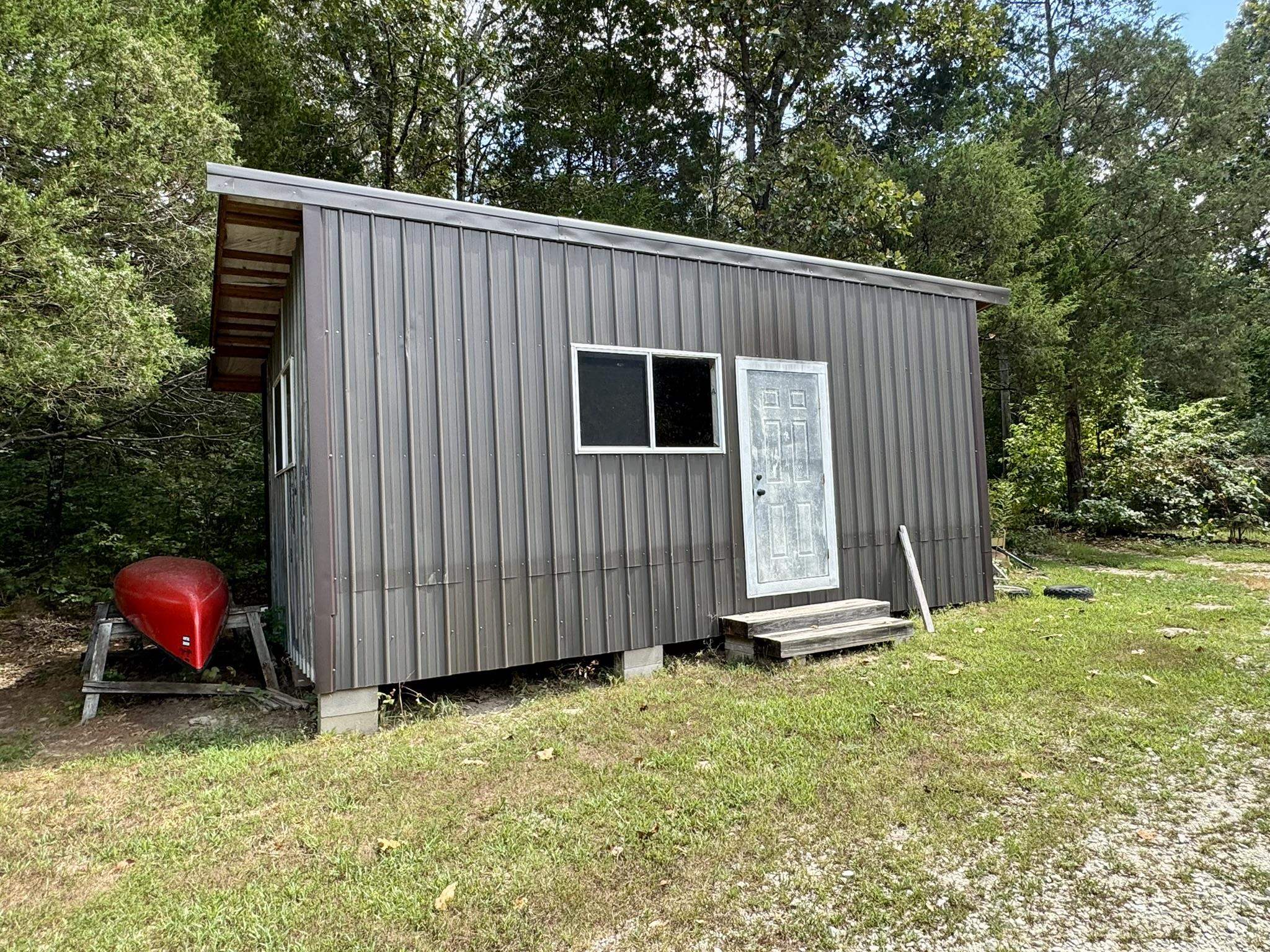 170 S Caney Springs Road  Melbourne, AR