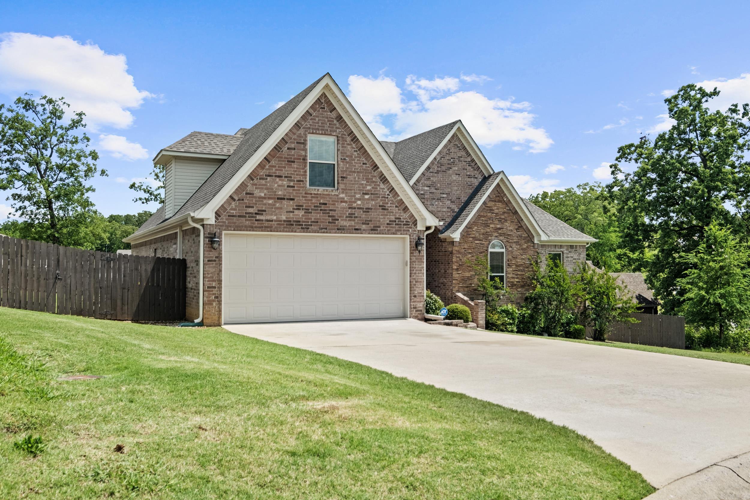 818 Tumbling  Cabot, AR
