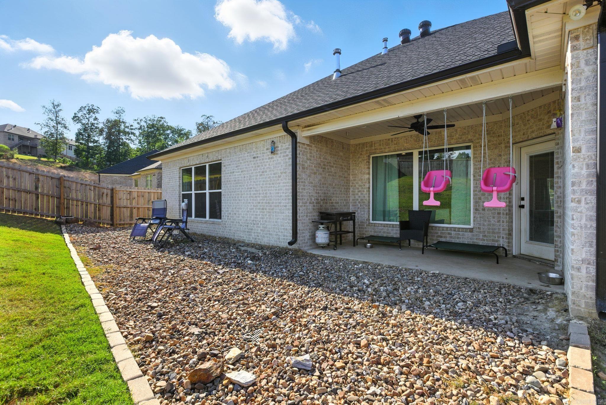 17205 Edinburgh Dr  Little Rock, AR