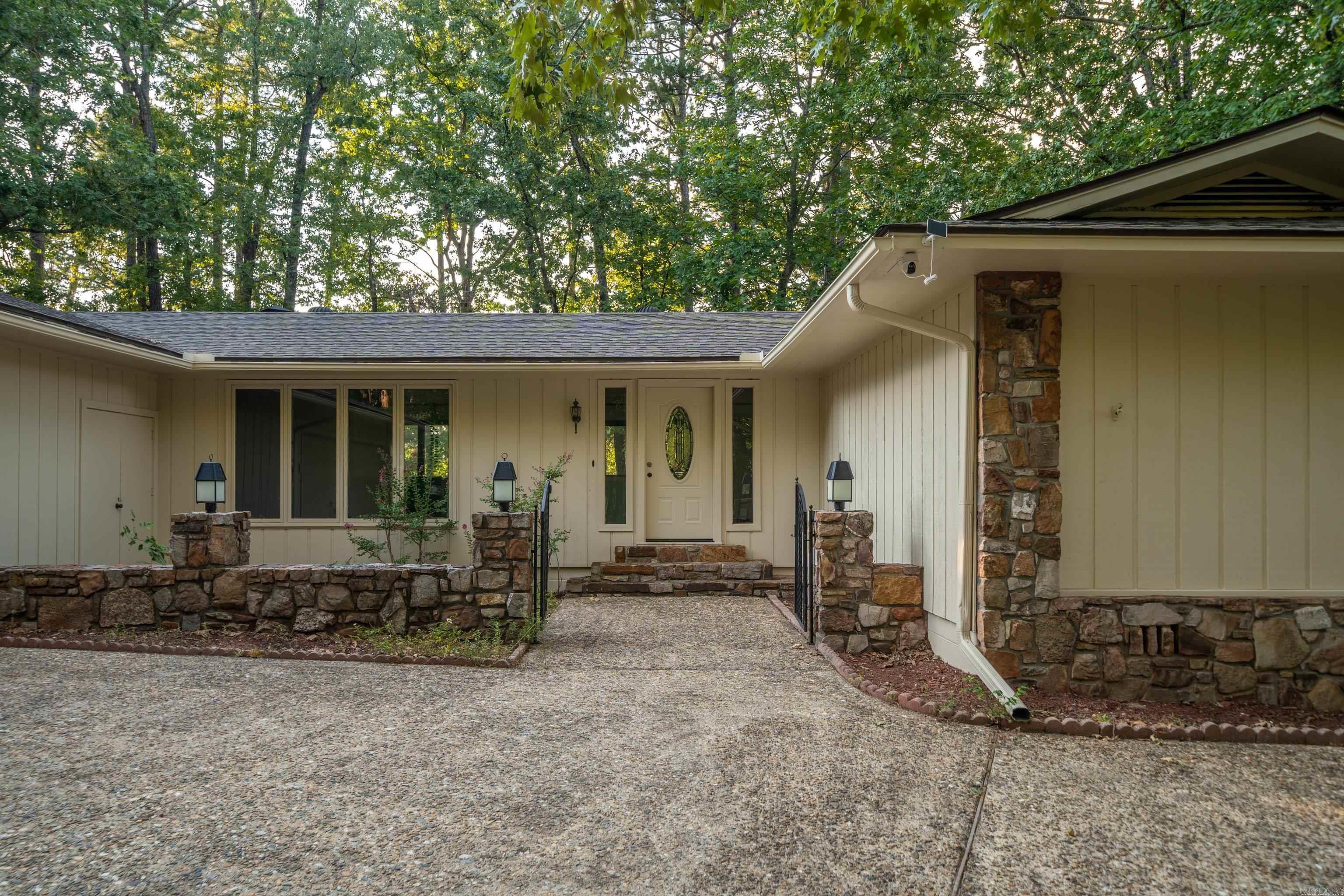 13 ENSENADA  Hot Springs Village, AR