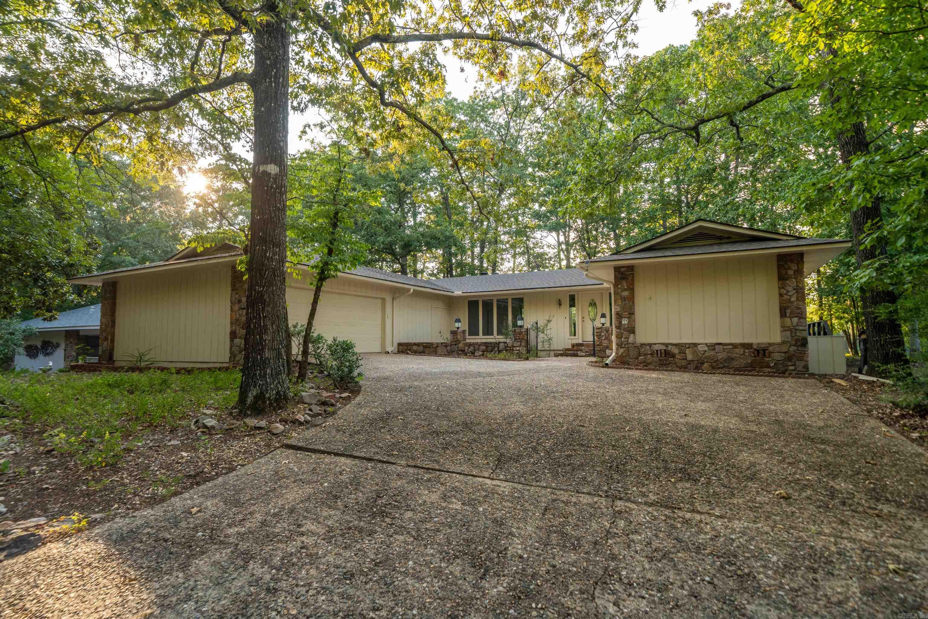 13 ENSENADA  Hot Springs Village, AR