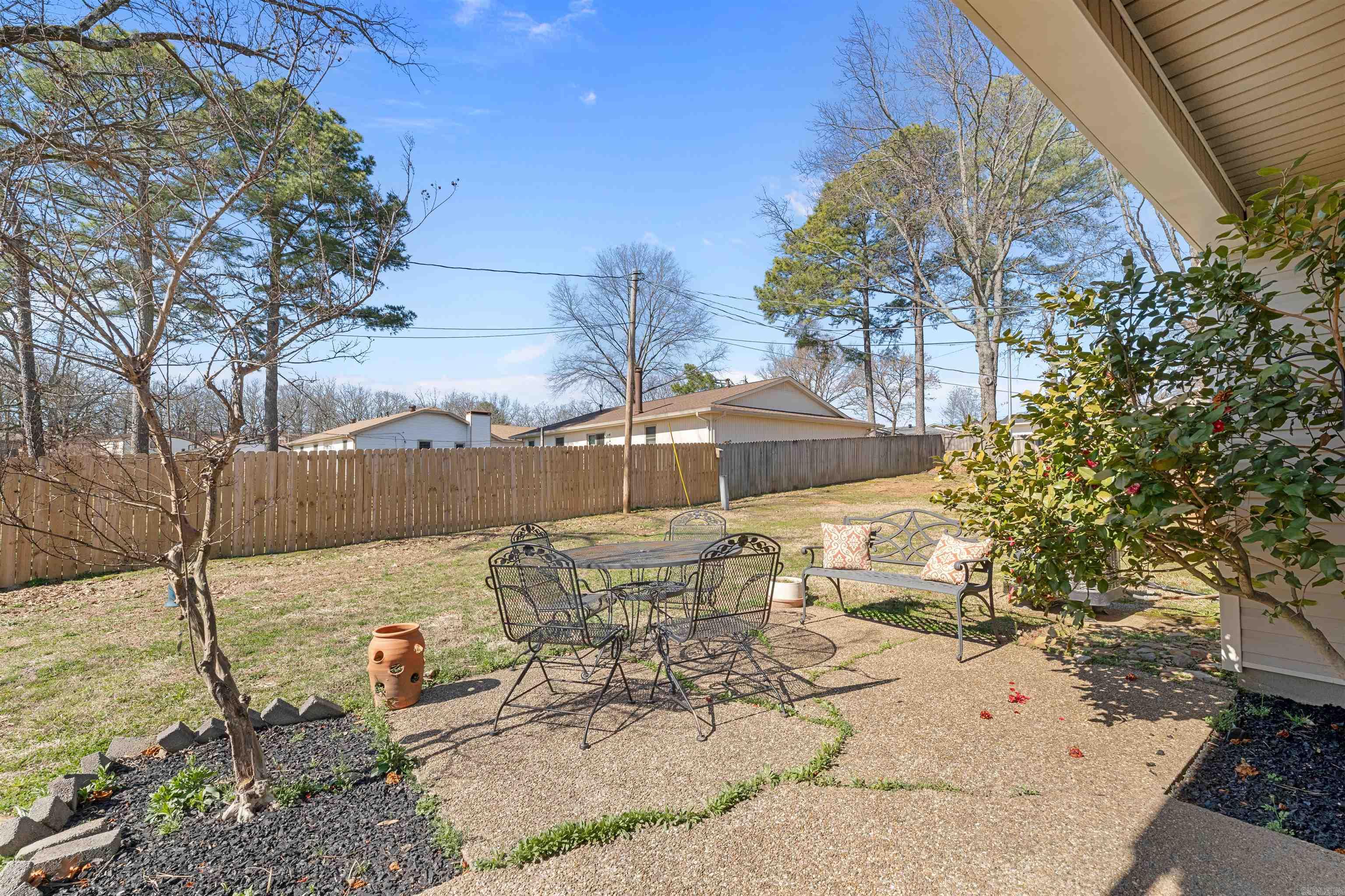 2004 Broken Bow  North Little Rock, AR