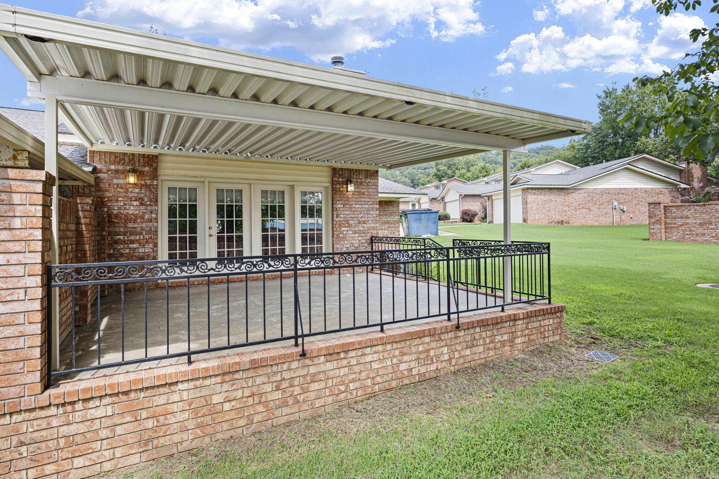 54 Club Road Village  Dover, AR