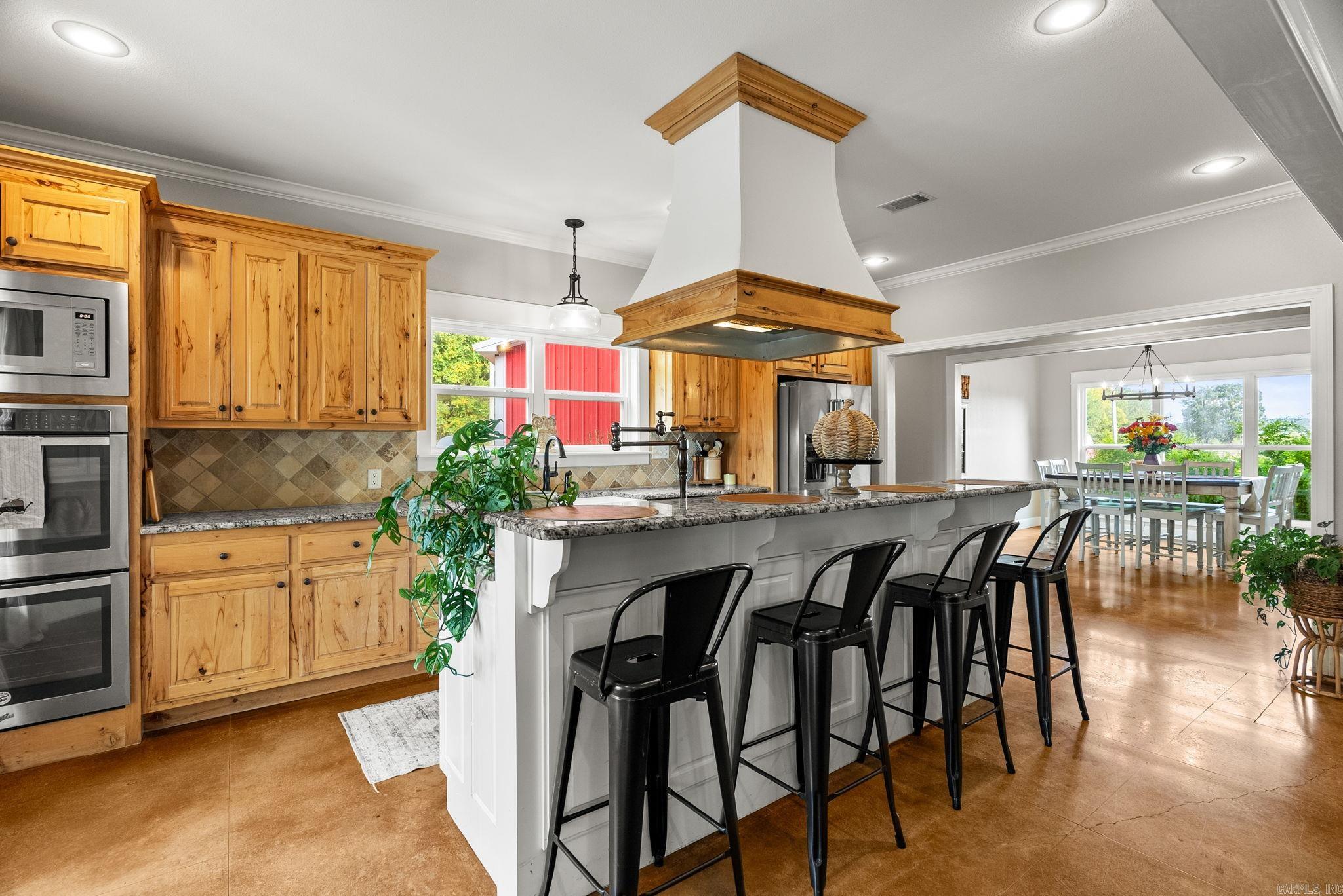 1431 Red Hill  Mount Vernon, AR