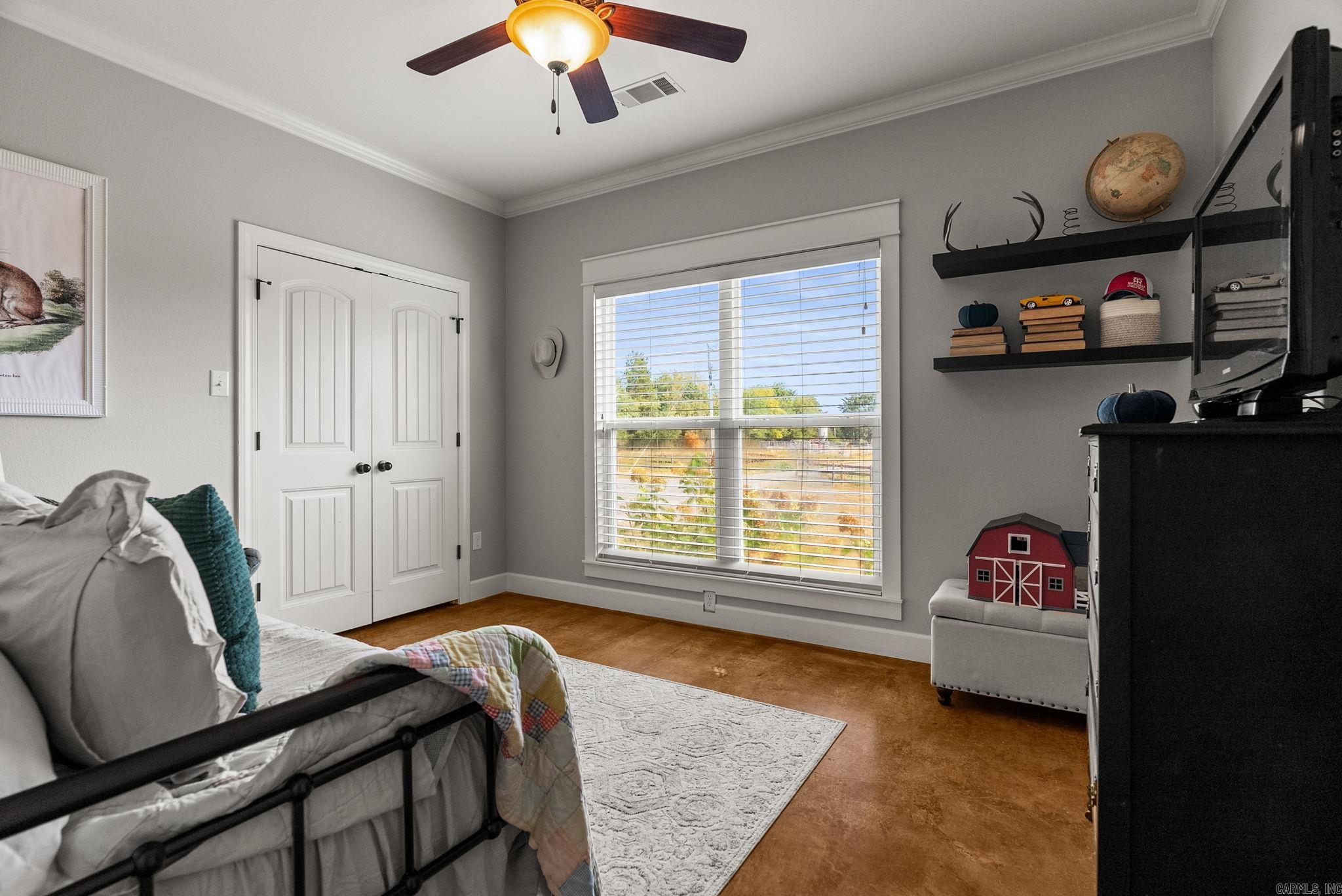 1431 Red Hill  Mount Vernon, AR