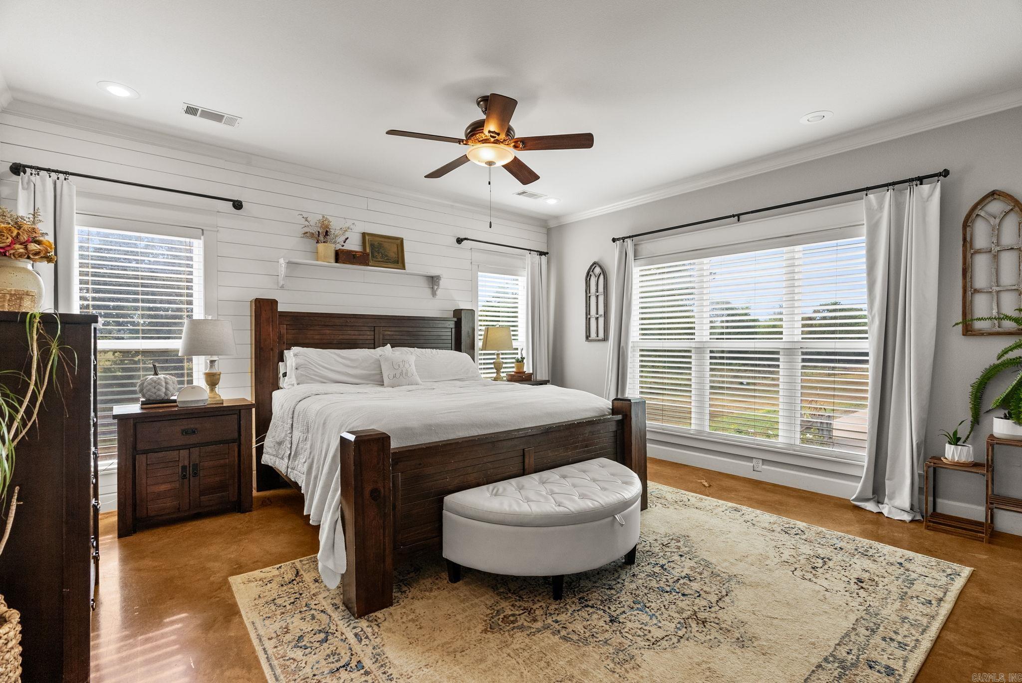 1431 Red Hill  Mount Vernon, AR