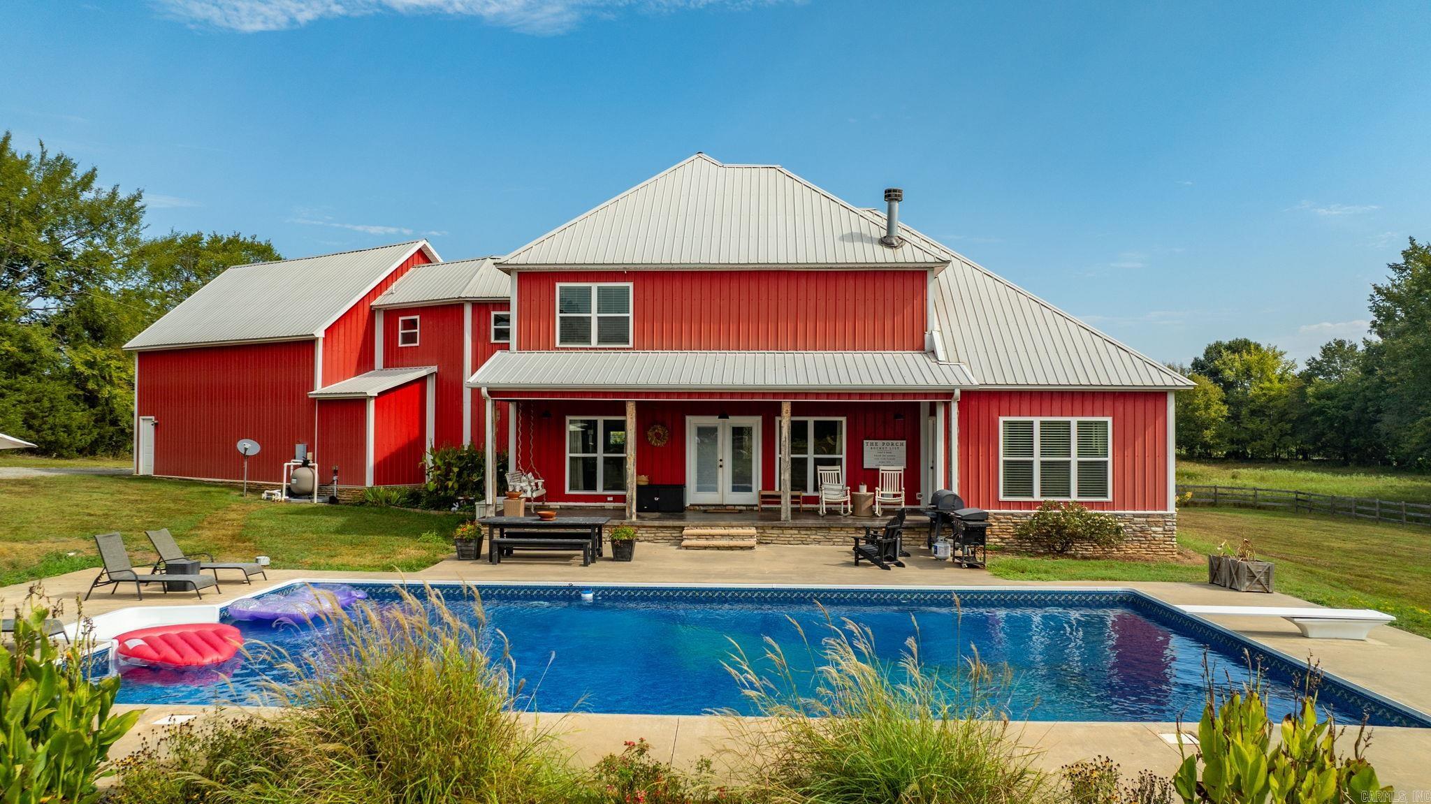 1431 Red Hill  Mount Vernon, AR