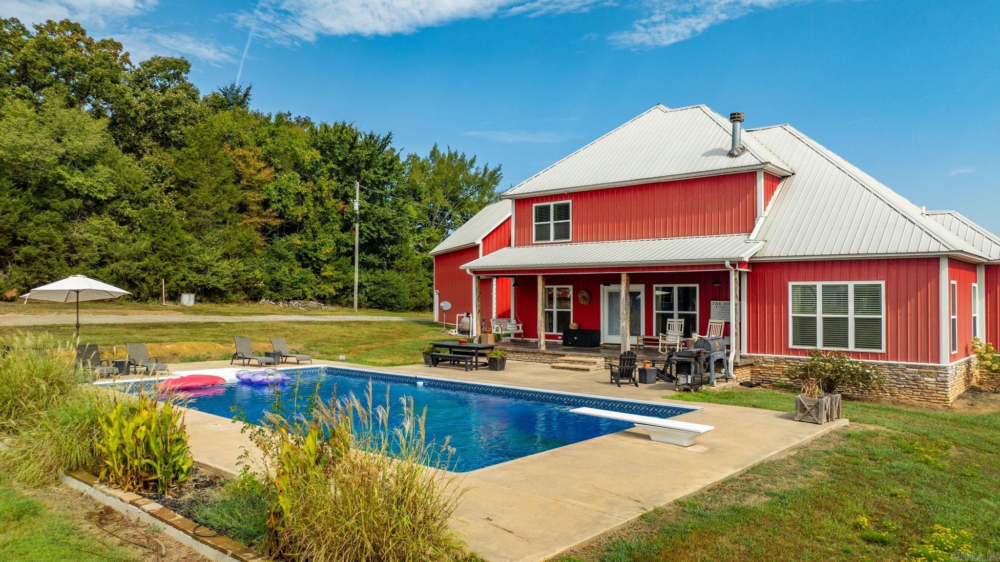 1431 Red Hill  Mount Vernon, AR